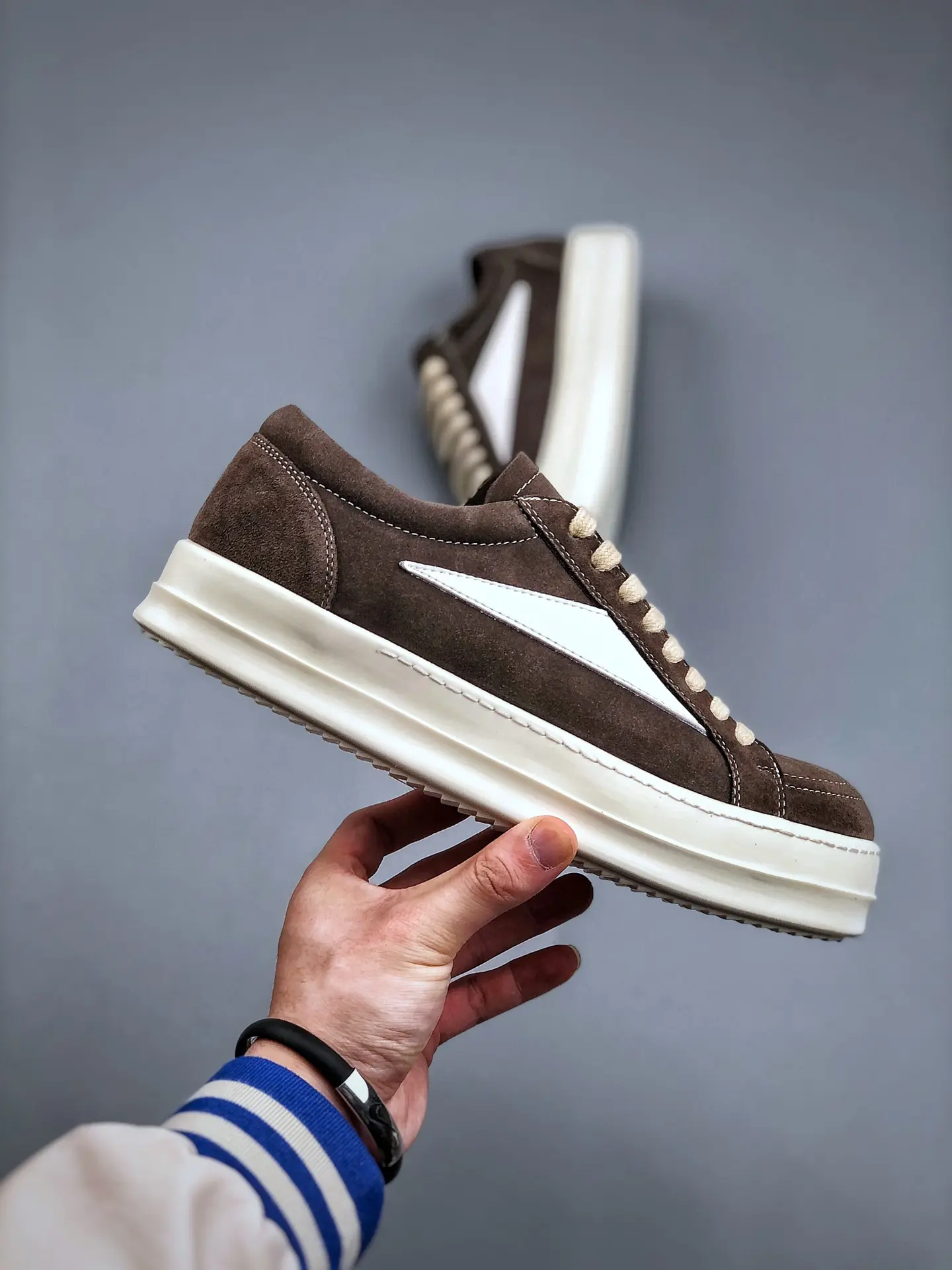 YASSW | Replica Rick Owens Vintage Low-Top Suede Sneakers in Dark Dust