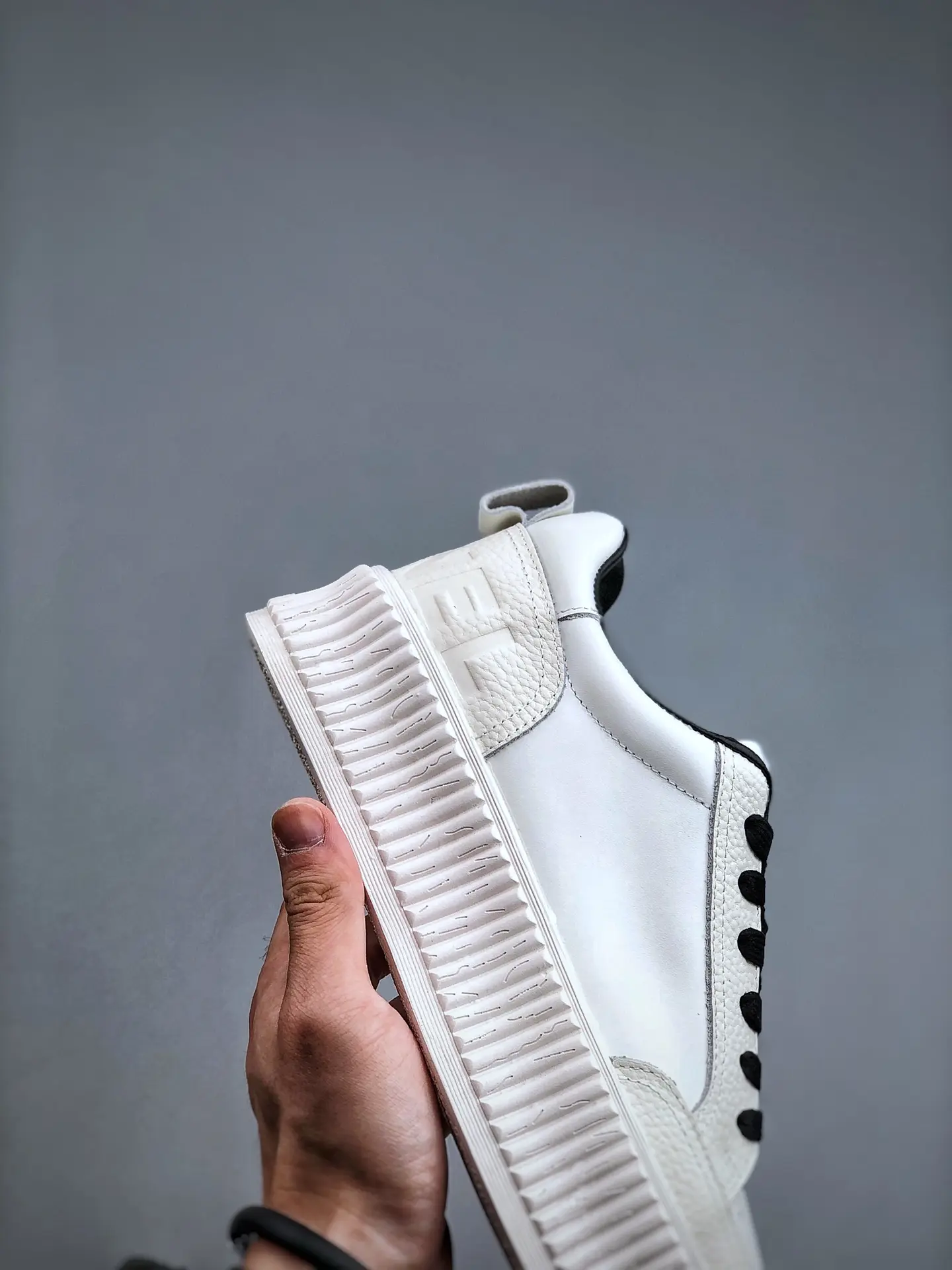 YASSW | The Ultimate Guide to Replica Designer Sneakers: Hogan and Chanel Editions