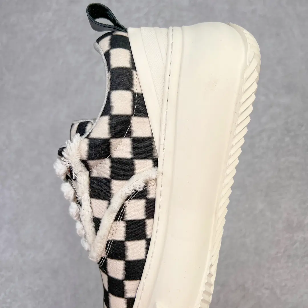 YASSW | Replica Fake Rep Vans Unisex Adult Marshmallow/Black Sneakers Review