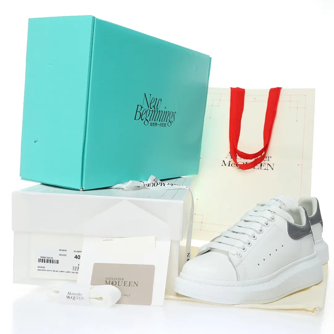 YASSW | Alexander McQueen Women's White Oversized Sneaker Replica: A Comprehensive Review