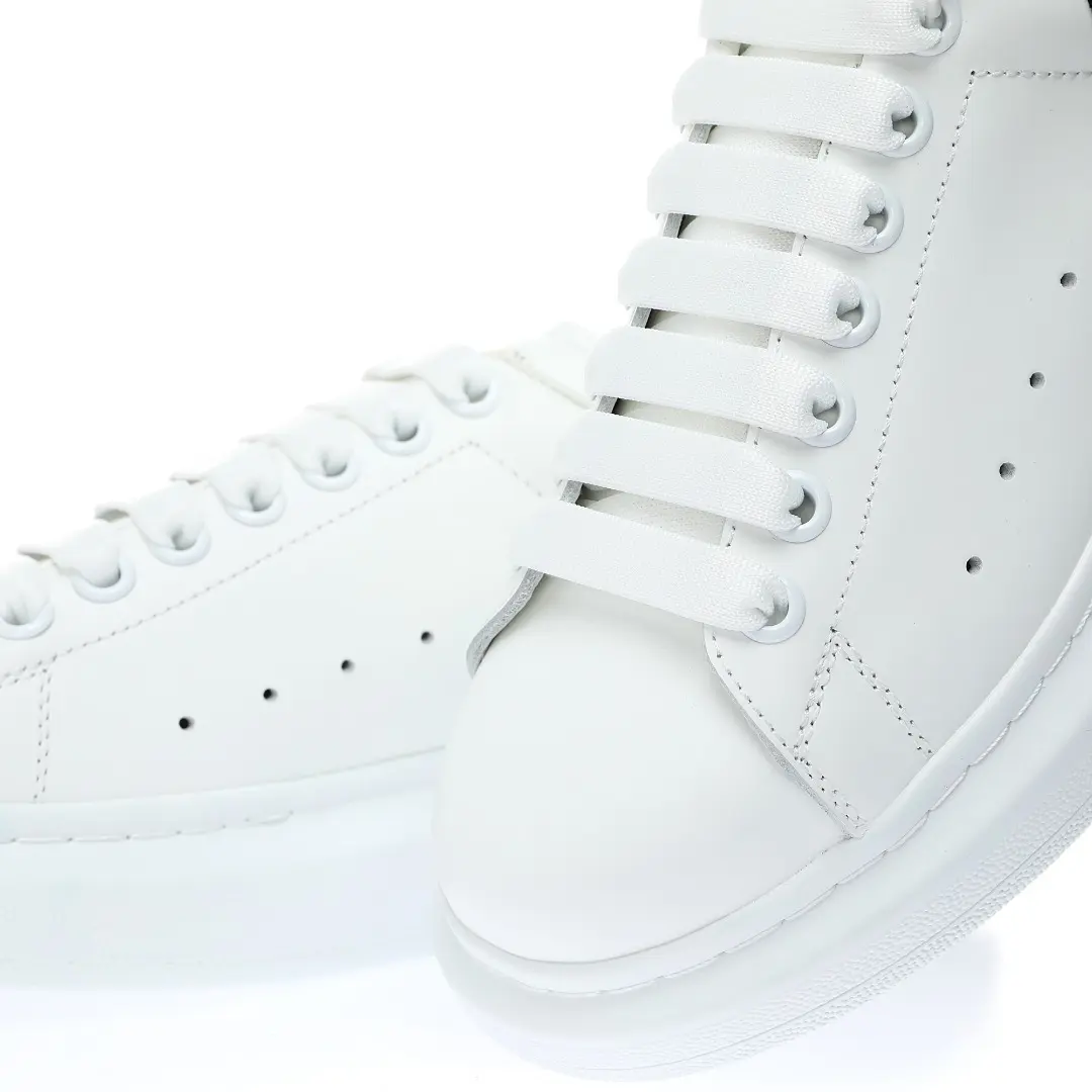 YASSW | Alexander McQueen Oversized Platform Sneakers White/Dream Blue Replica