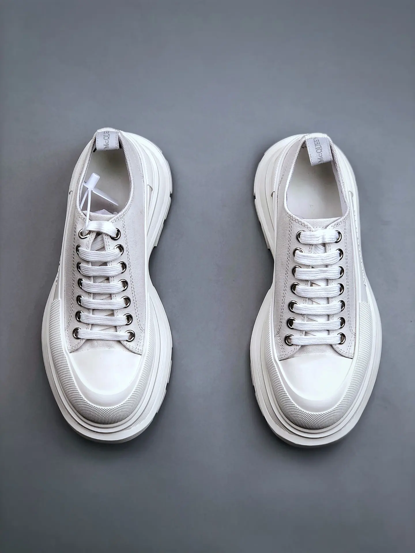 YASSW | Fake Alexander McQueen Tread Slick White Sneakers: Are They Worth It?