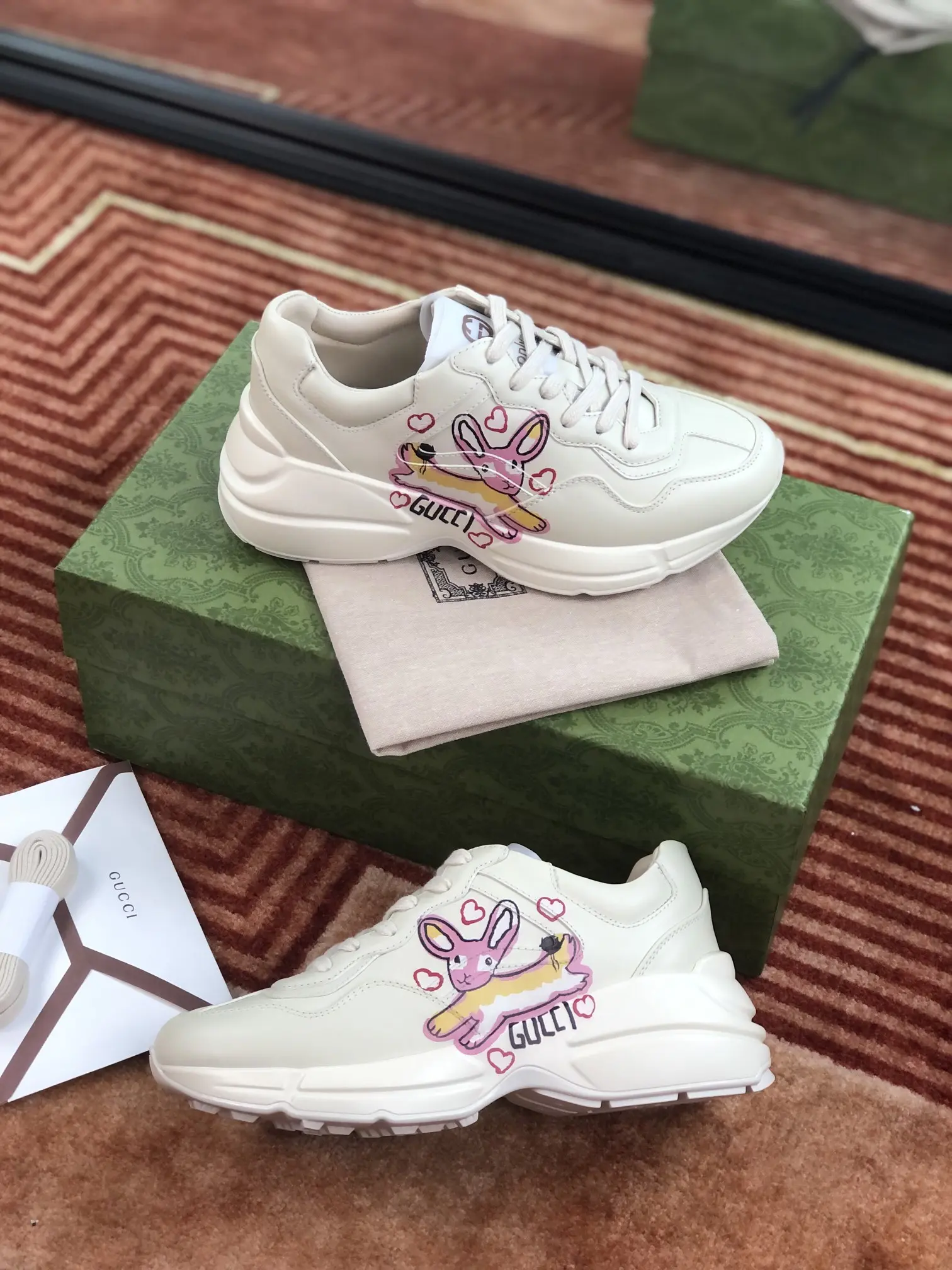 YASSW | Gucci Rhyton Replica Sneakers: Ivory, Multicolor, & More