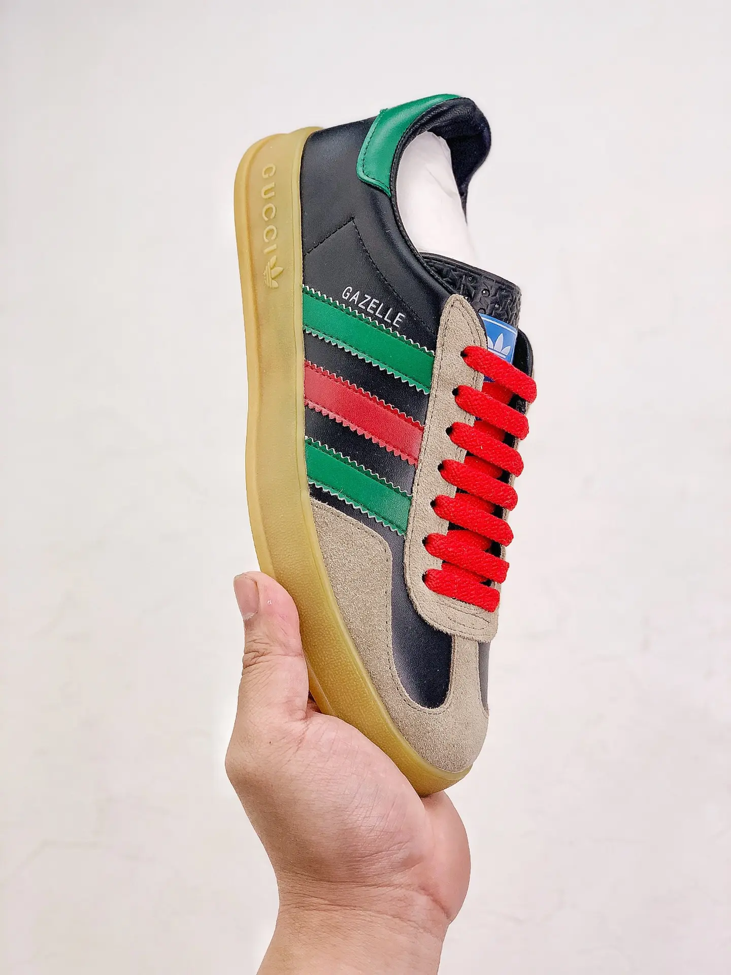 YASSW | Gucci x Adidas Gazelle Low Cut Sneakers 726487 AAA43 9549 Multicolor Replica