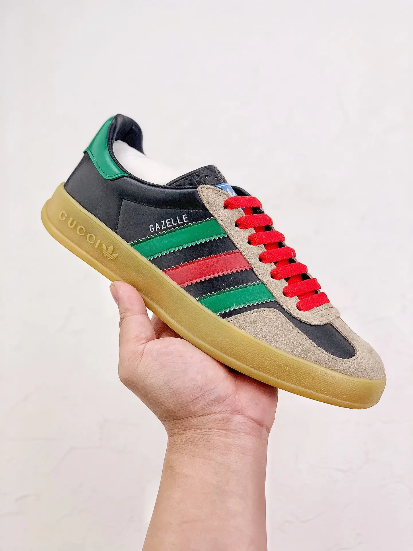 YASSW | Gucci x Adidas Gazelle Low Cut Sneakers 726487 AAA43 9549 Multicolor Replica