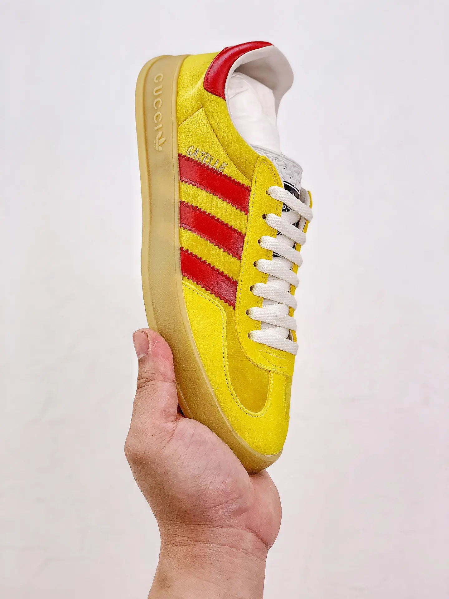 YASSW | Gucci x Adidas Gazelle Yellow Velvet Replicas: Style Meets Affordability