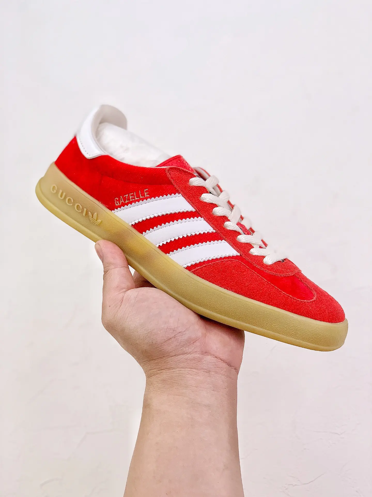 YASSW | Adidas Leather Low Trainers Red Replica: A Comprehensive Review