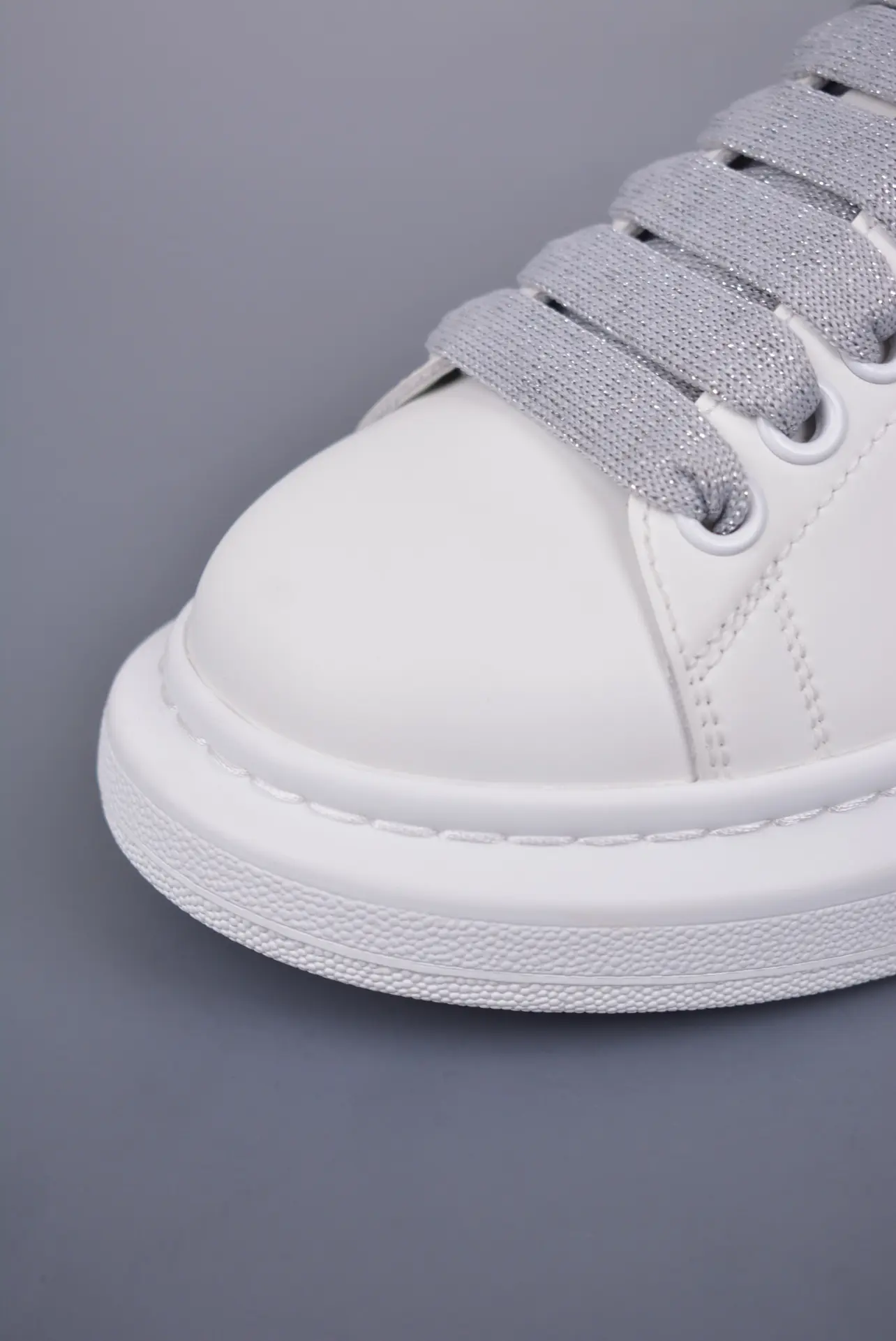 YASSW | Alexander McQueen White Leather Oversized Sneakers: Rep vs. Authentic