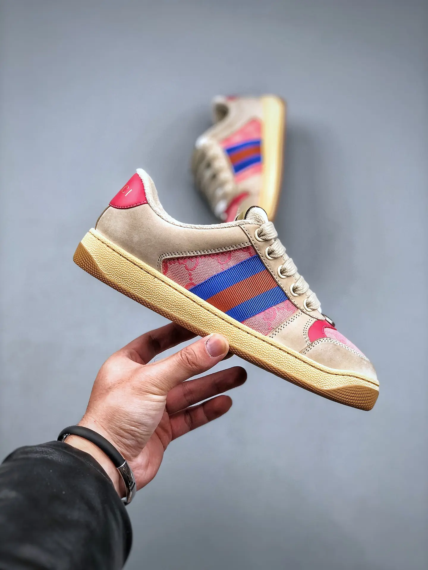 YASSW | Replica Gucci Leather GG Sneakers Pink 2023 – A Stylish and Affordable Alternative