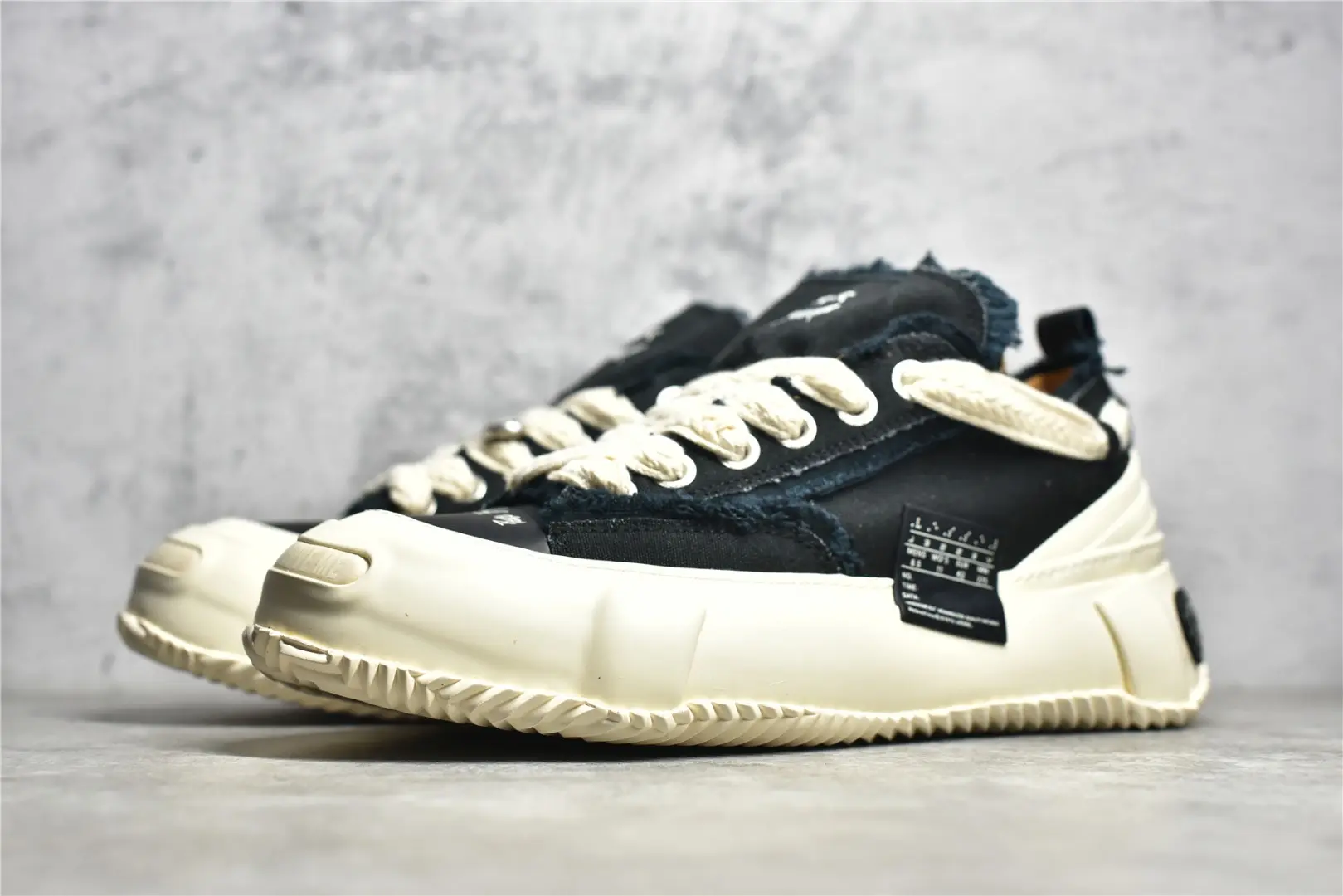 YASSW | xVESSEL G.O.P 2.0 Marshmallow Lows Black Replica – Style Meets Comfort