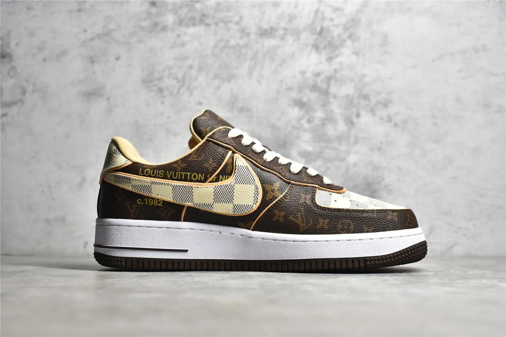 YASSW | Louis Vuitton x Nike Air Force 1: Replica Review and Details