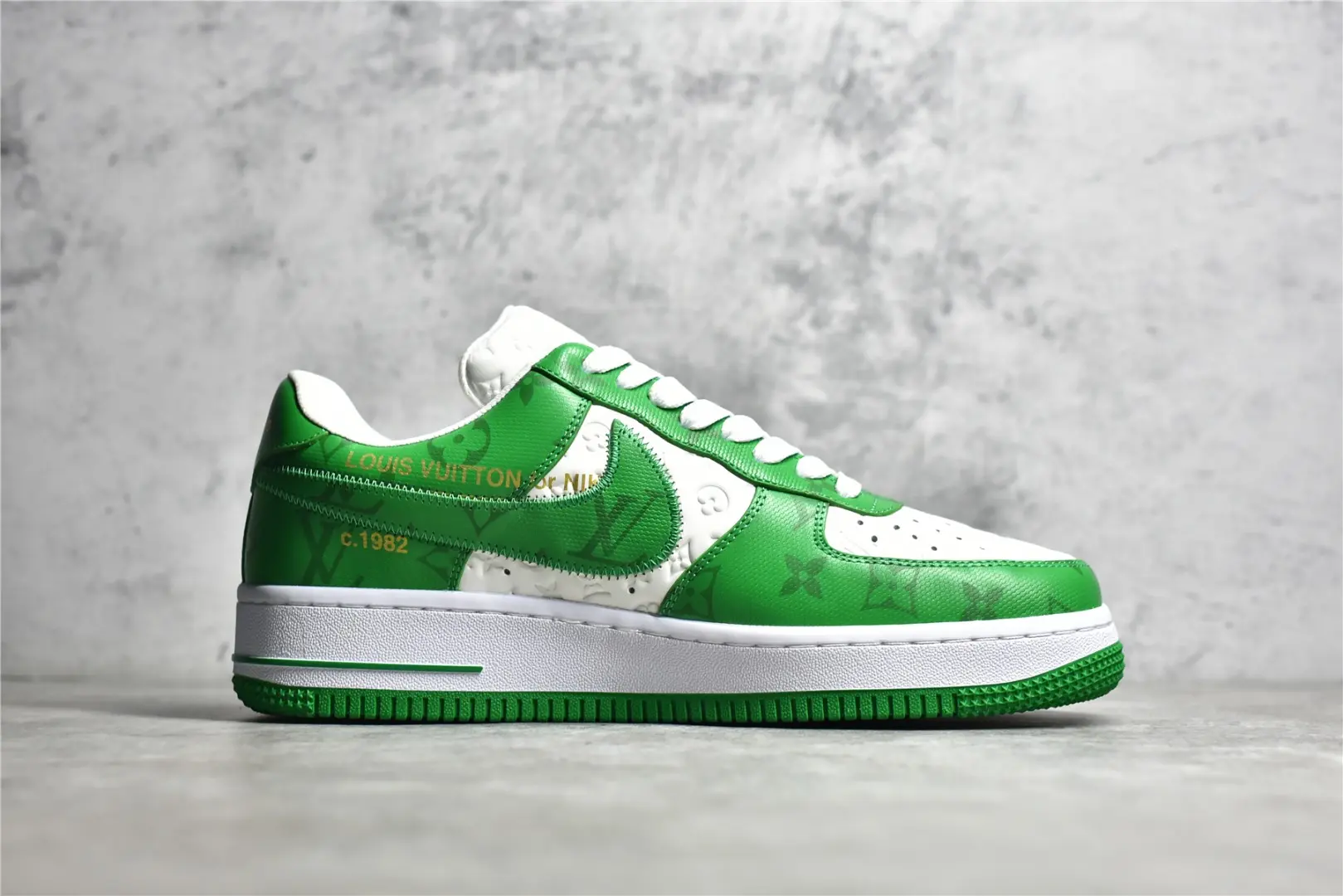 YASSW | The Ultimate Guide to Replica Louis Vuitton x Nike Air Force 1 Green Sneakers