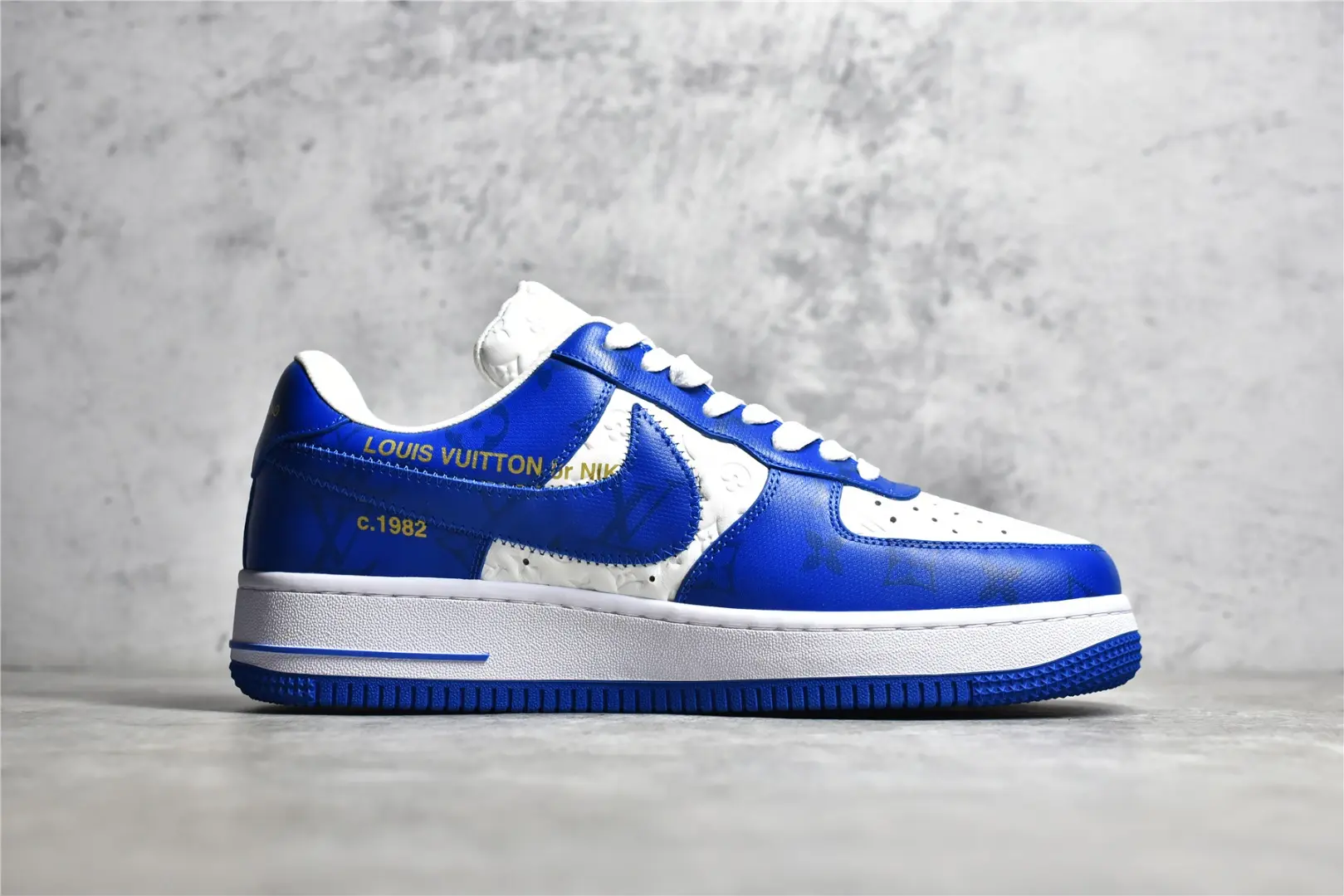 YASSW | Replica Louis Vuitton Nike Air Force 1 White Blue Review