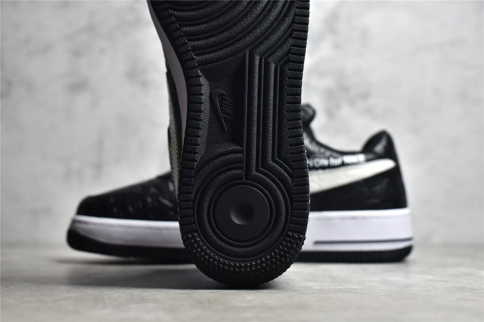 YASSW | Authenticity or Replica: The Black Louis Vuitton x Nike Air Force 1