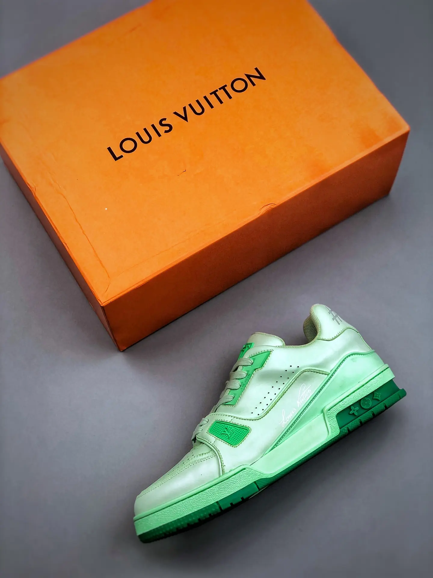 YASSW | Louis Vuitton LV Trainer Fluorescent Green Replica Sneakers - Style & Comfort