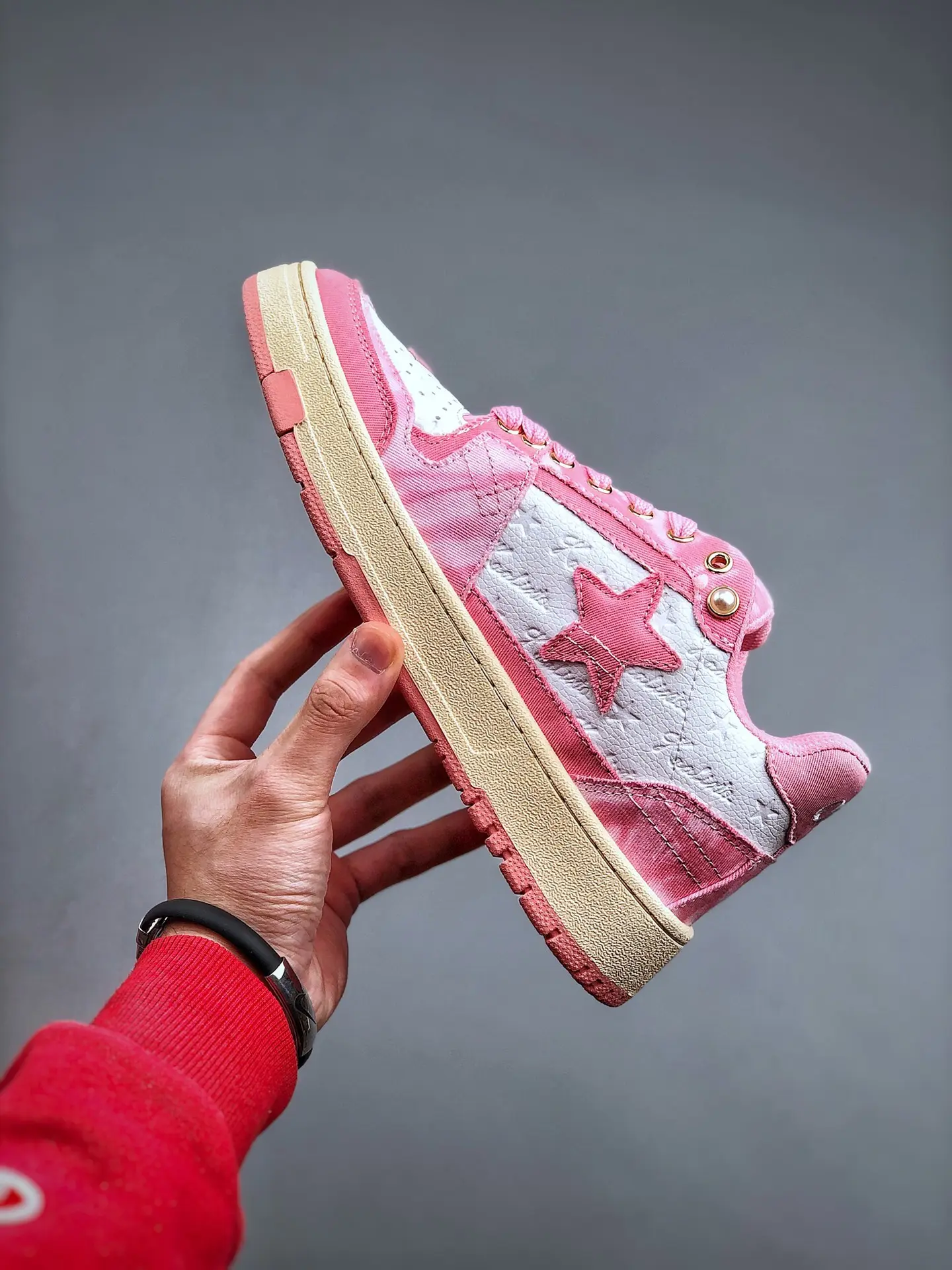 YASSW | The Ultimate Guide to Replica Fake Yeezy Star Eli1 Skate Sneakers - Pink