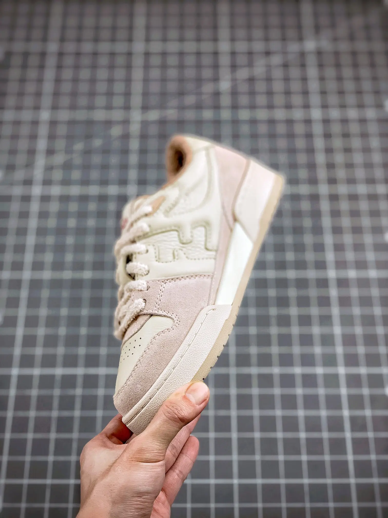 YASSW | Fendi Match Low Top Suede 'Pink Beige' Review: A Detailed Look at Authentic and Replica Options