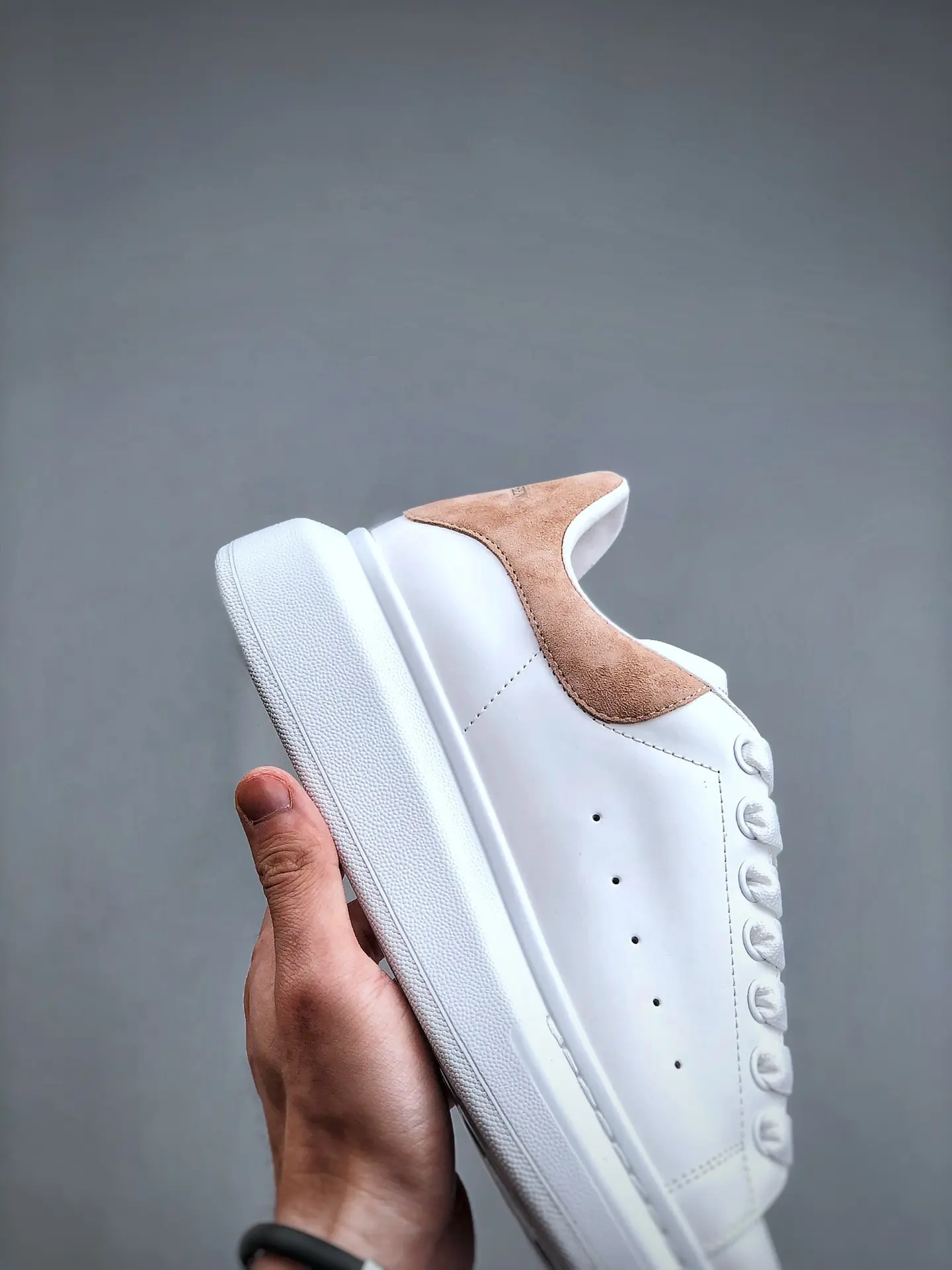 YASSW | Alexander McQueen White Oversized Sneakers Replica Review