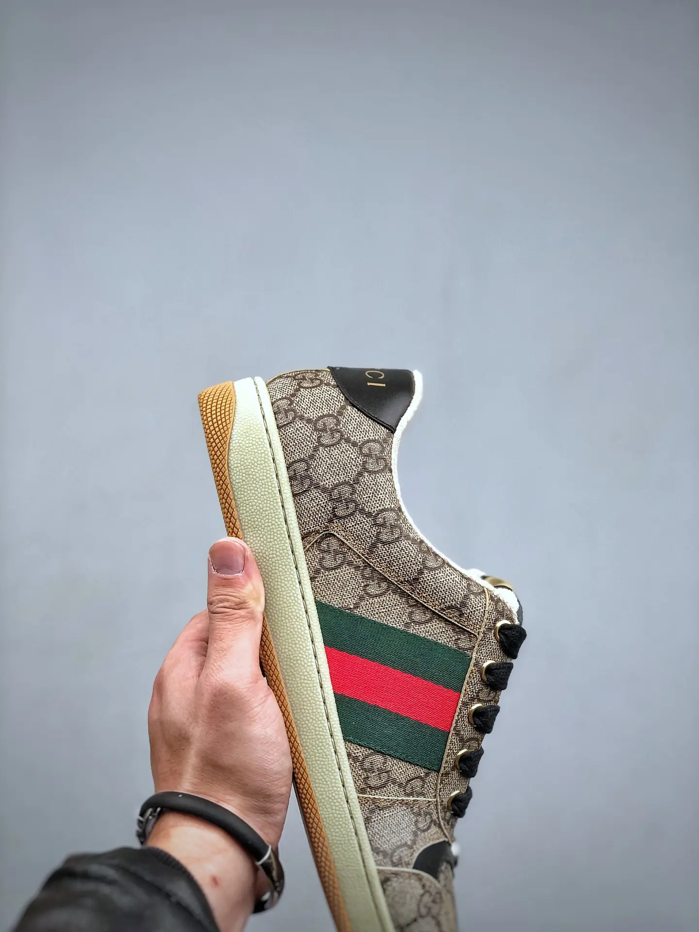 YASSW | Gucci Men's Screener Sneakers: Beige GG Canvas Replica Review