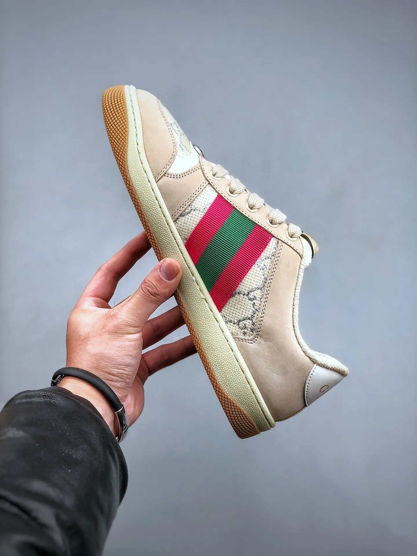 YASSW | Replica Gucci Screener Leather Trainers in Beige: A Comprehensive Review