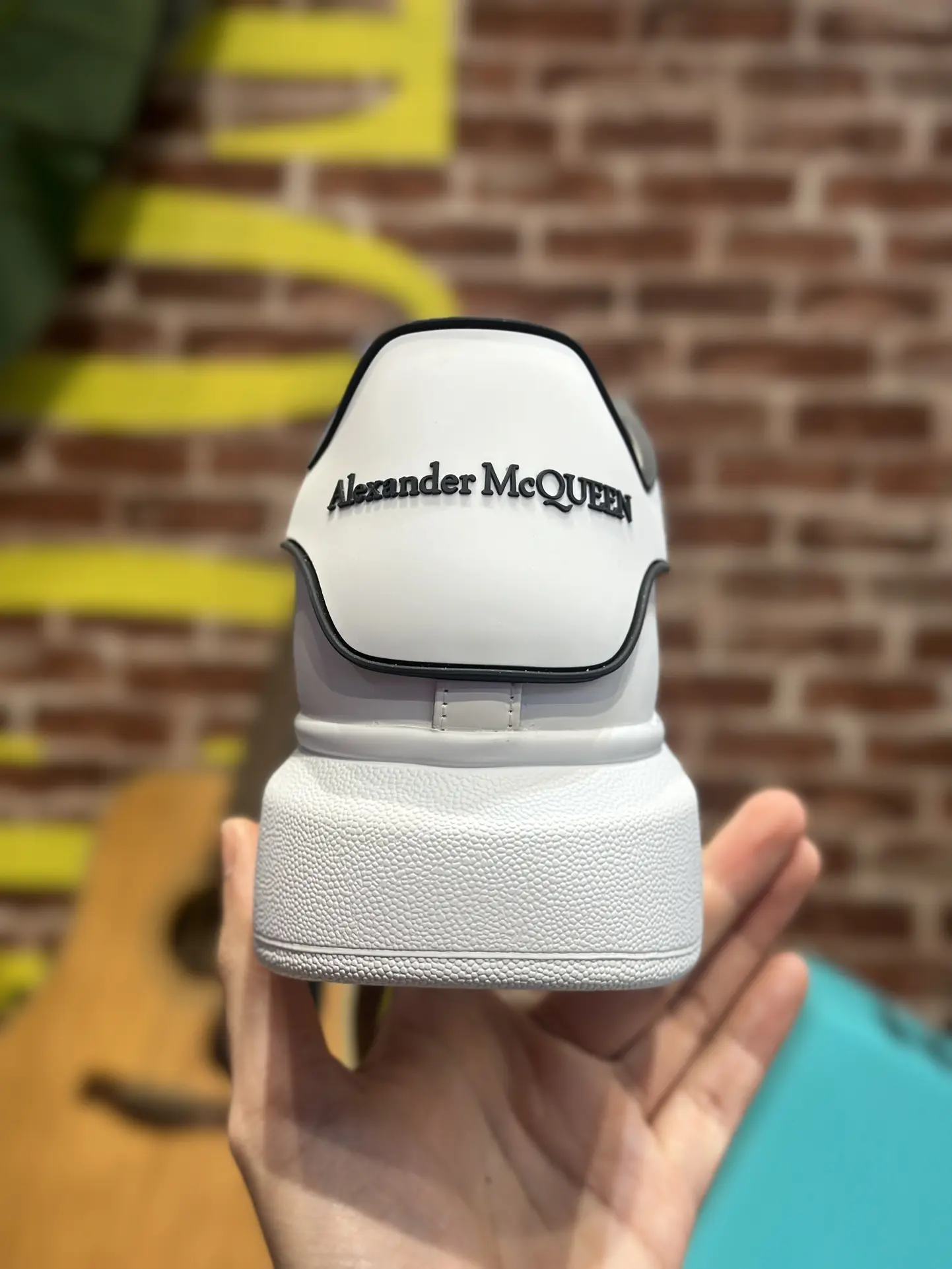 YASSW | Replica Alexander McQueen Men's White Oversized Sneaker - Review & Comparison