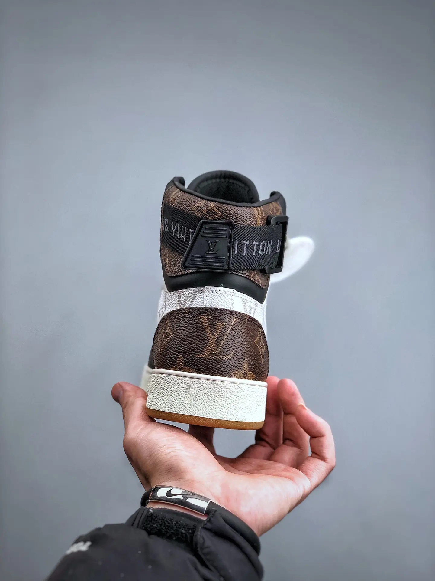 YASSW | Louis Vuitton Rivoli Sneaker Boot White Replica Review