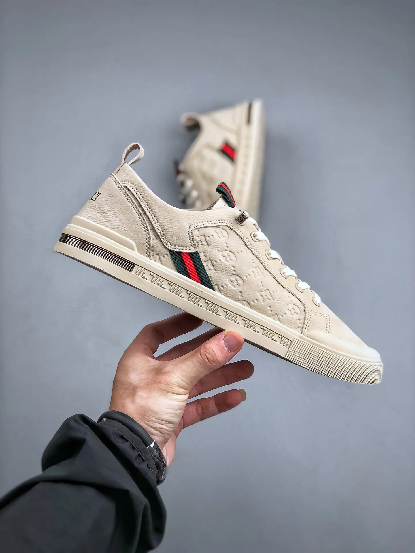 YASSW | Unveiling the Charm of Replica Gucci Men's Summer Sneakers