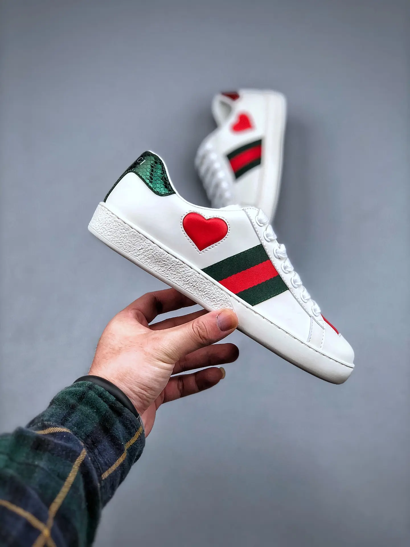 YASSW | Gucci New Ace Heart Leather Sneakers Replica - White Leather Perfection