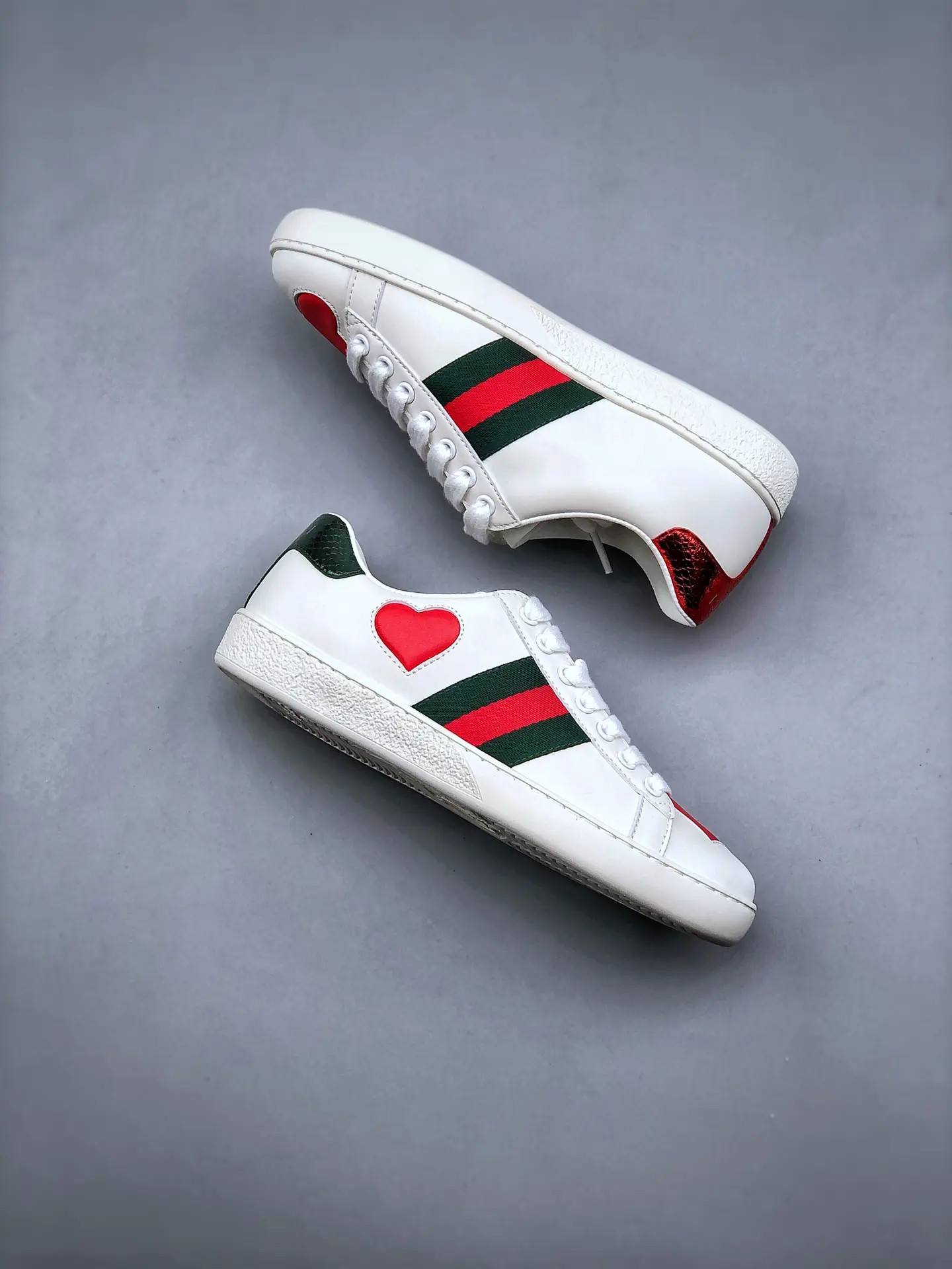 YASSW | Gucci New Ace Heart Leather Sneakers Replica - White Leather Perfection