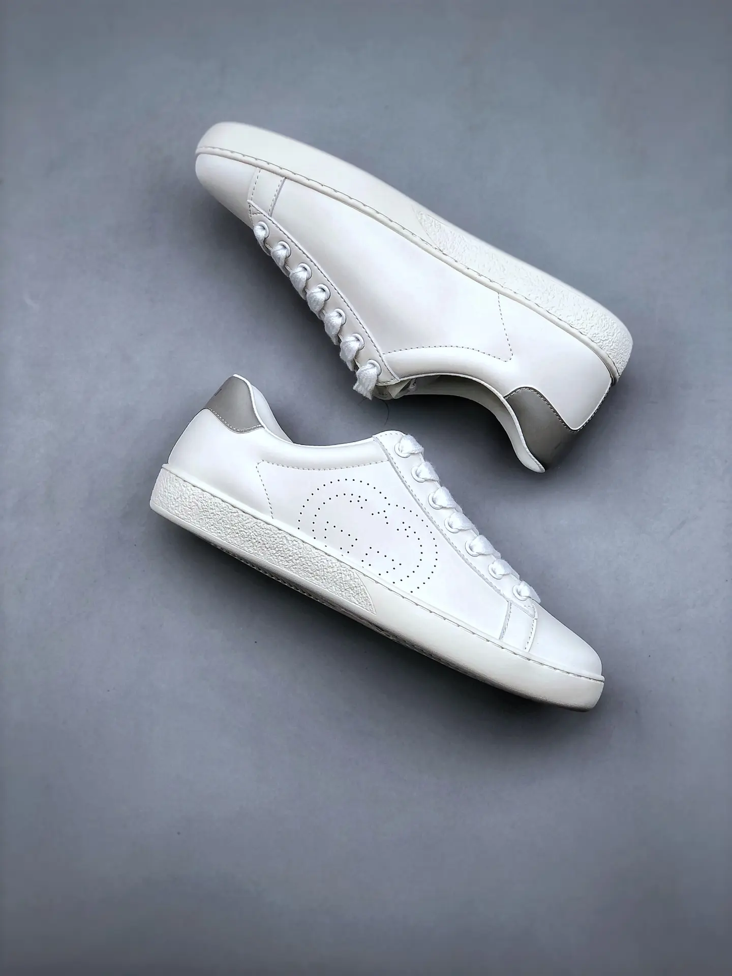 YASSW | Gucci Ace Sneakers Leather White - Authentic vs Replica Comparison