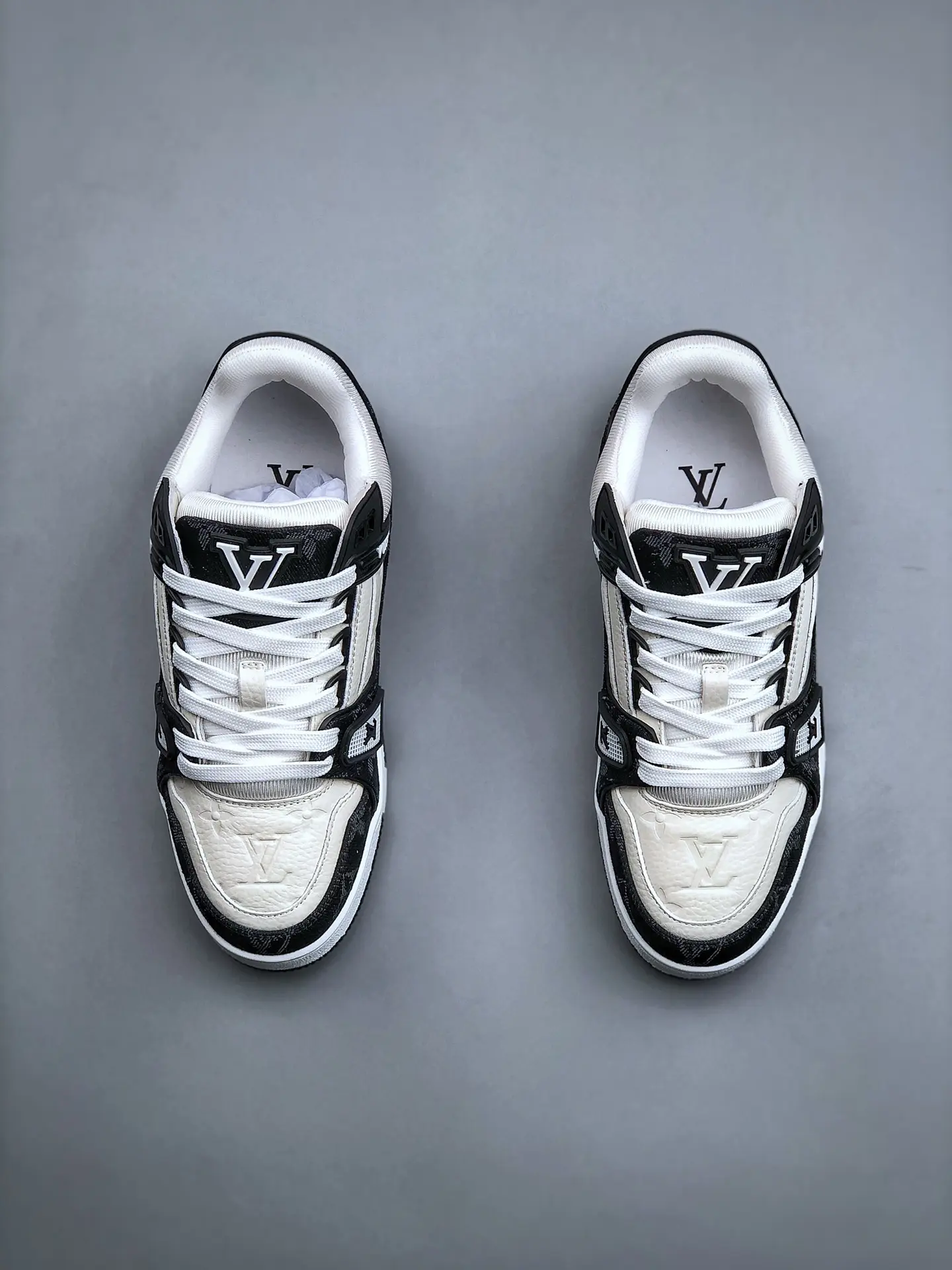 YASSW | Replica Louis Vuitton LV Trainer Sneaker Black and White: An In-depth Review