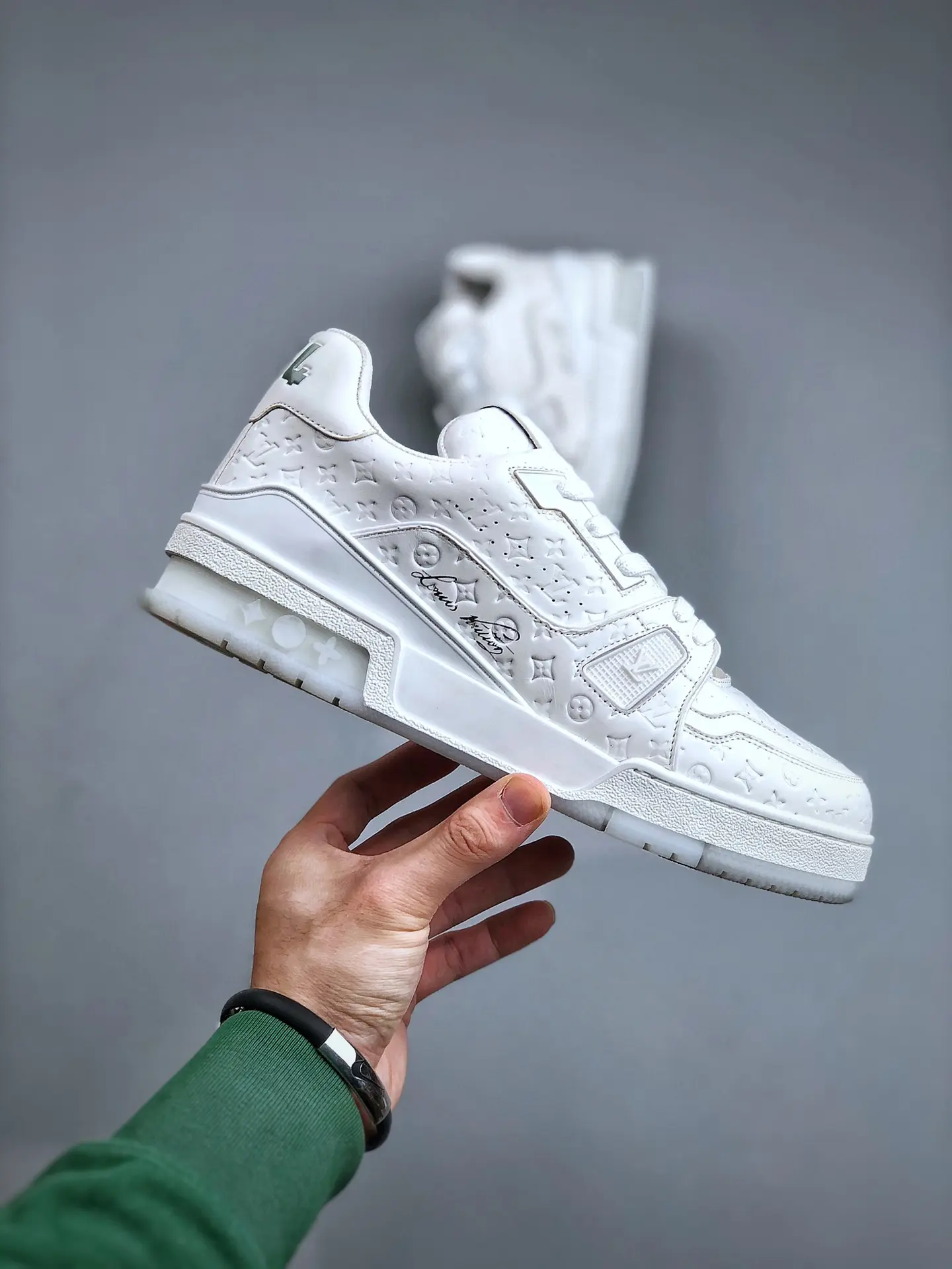 YASSW | The Intricacies of Replica Louis Vuitton White Leather LV Trainer Sneakers