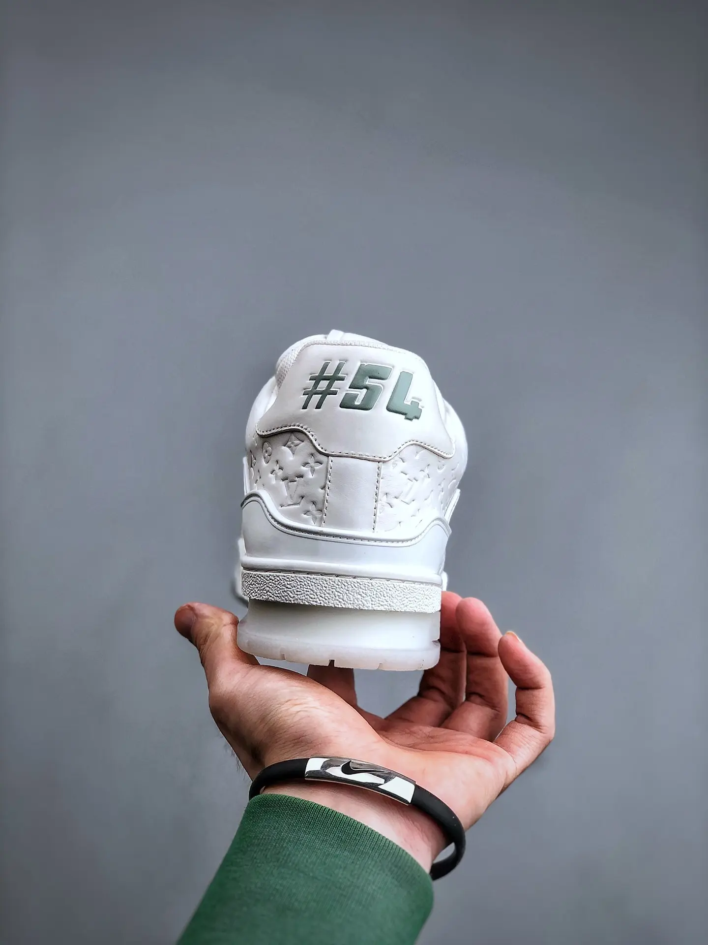 YASSW | The Intricacies of Replica Louis Vuitton White Leather LV Trainer Sneakers