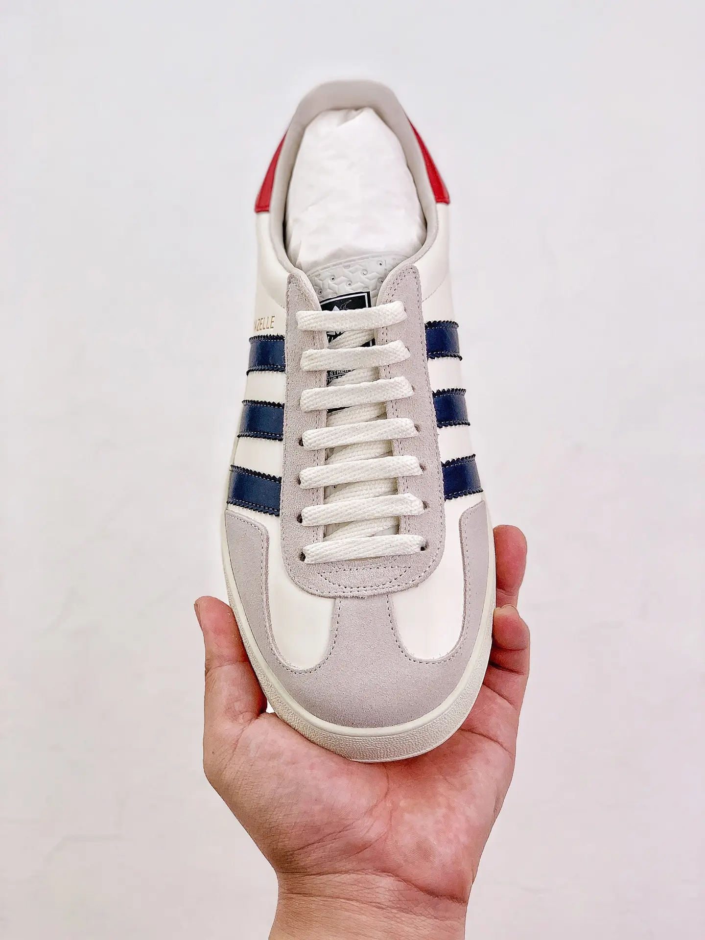 YASSW | Replica Gucci x Adidas Gazelle White Low Top Sneakers: Unveiling the Hype