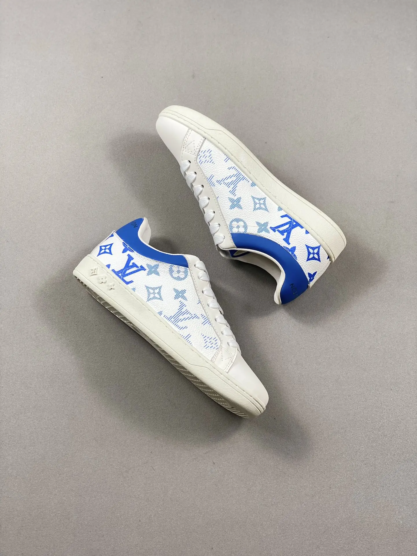 YASSW | Nike Dunk Low ESS 'White Paisley' Replica - A Stylish Alternative