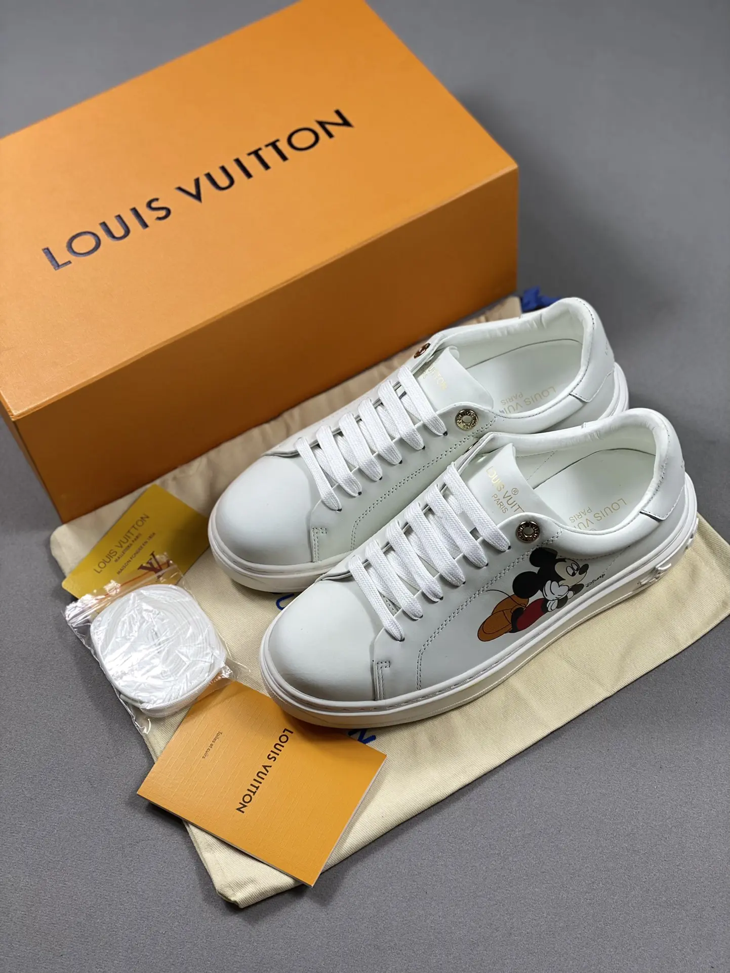 YASSW | Luxurious Replica Sneakers: Louis Vuitton, Gucci, and Alexander McQueen