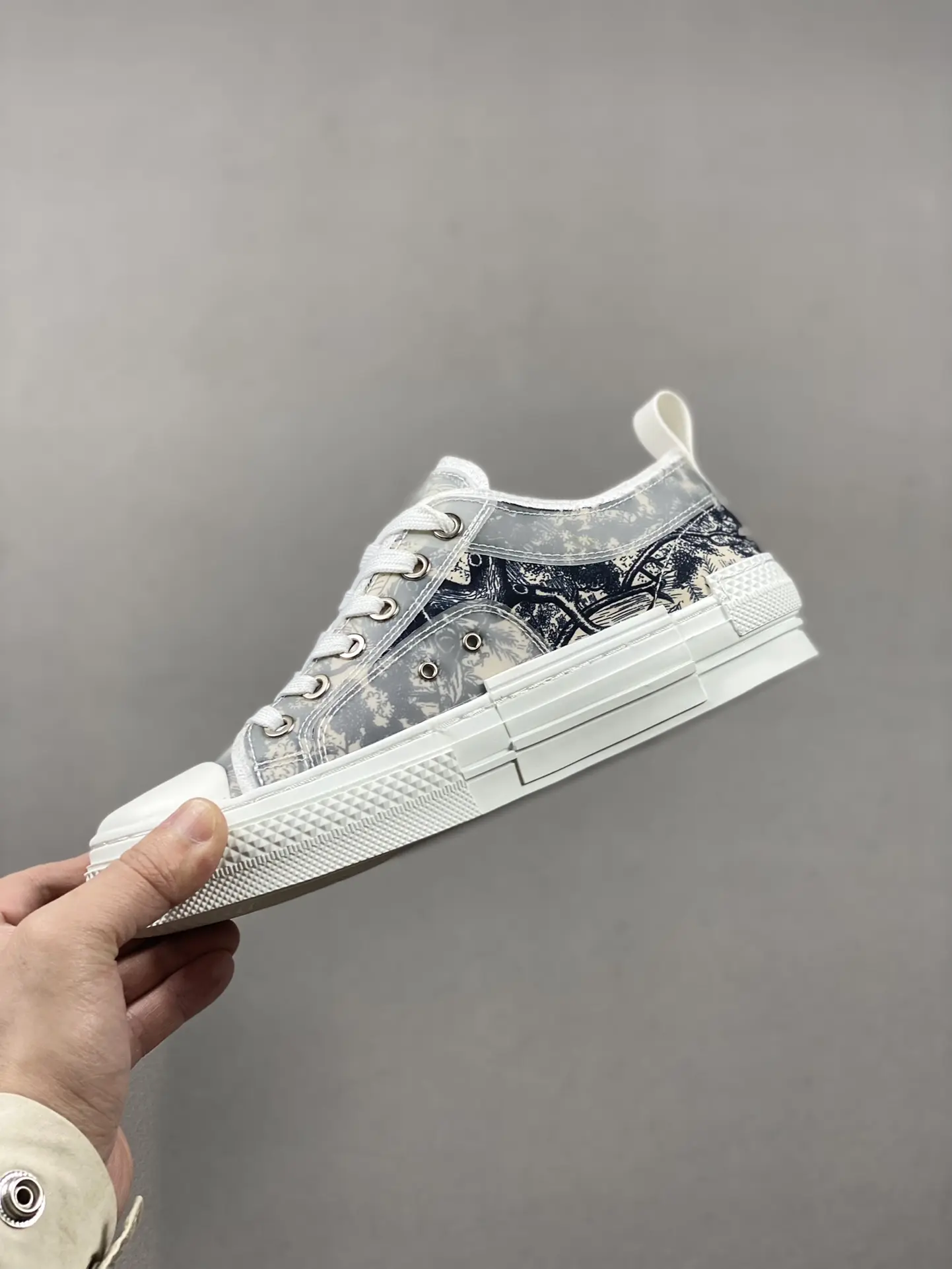 YASSW | Dior B23 Low Top Sneakers Review: Real vs Replica - A Comprehensive Guide