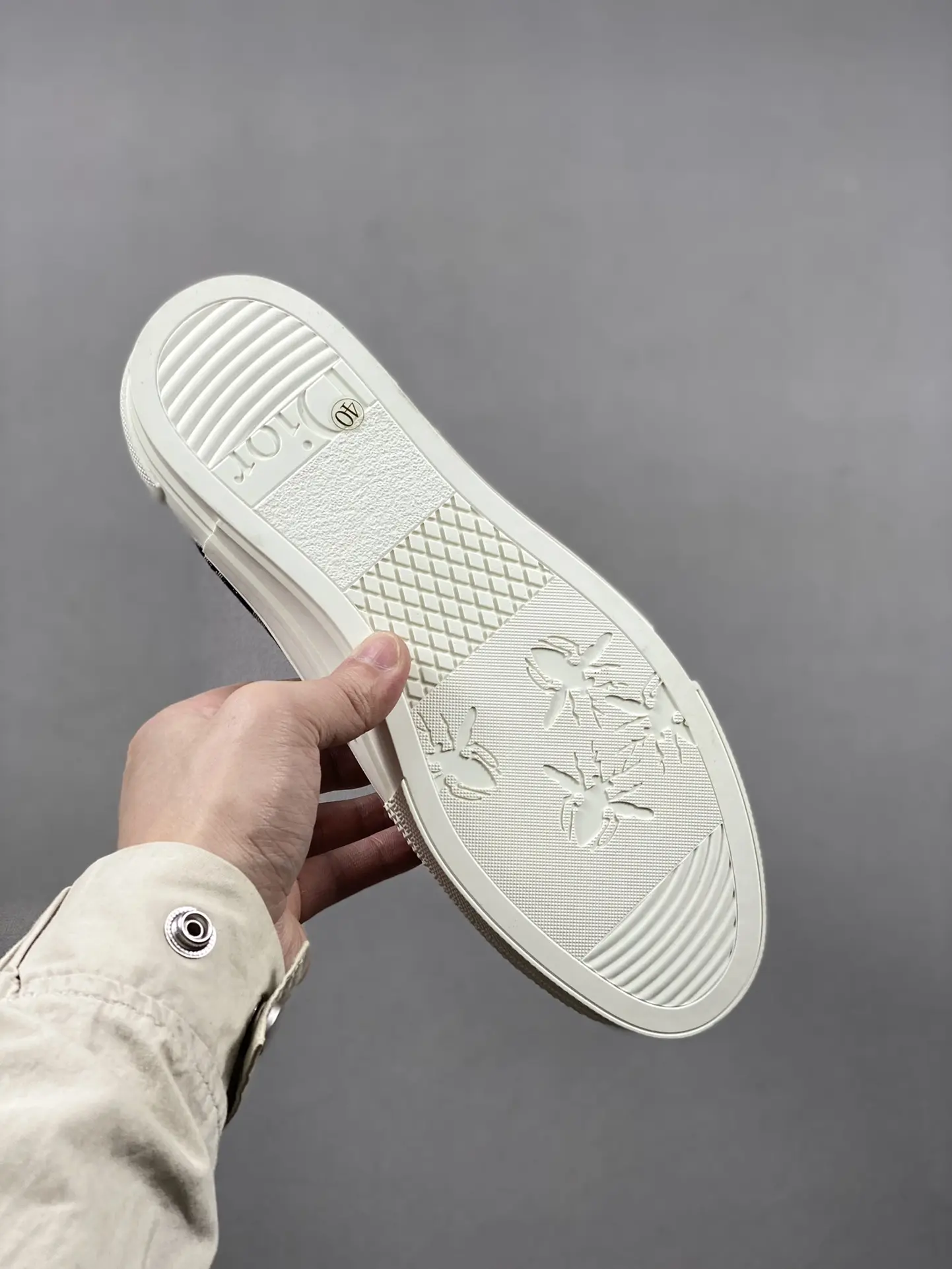 YASSW | Replica Dior Men's Sneakers - White - US 12 Christian Dior B23: A Comprehensive Review