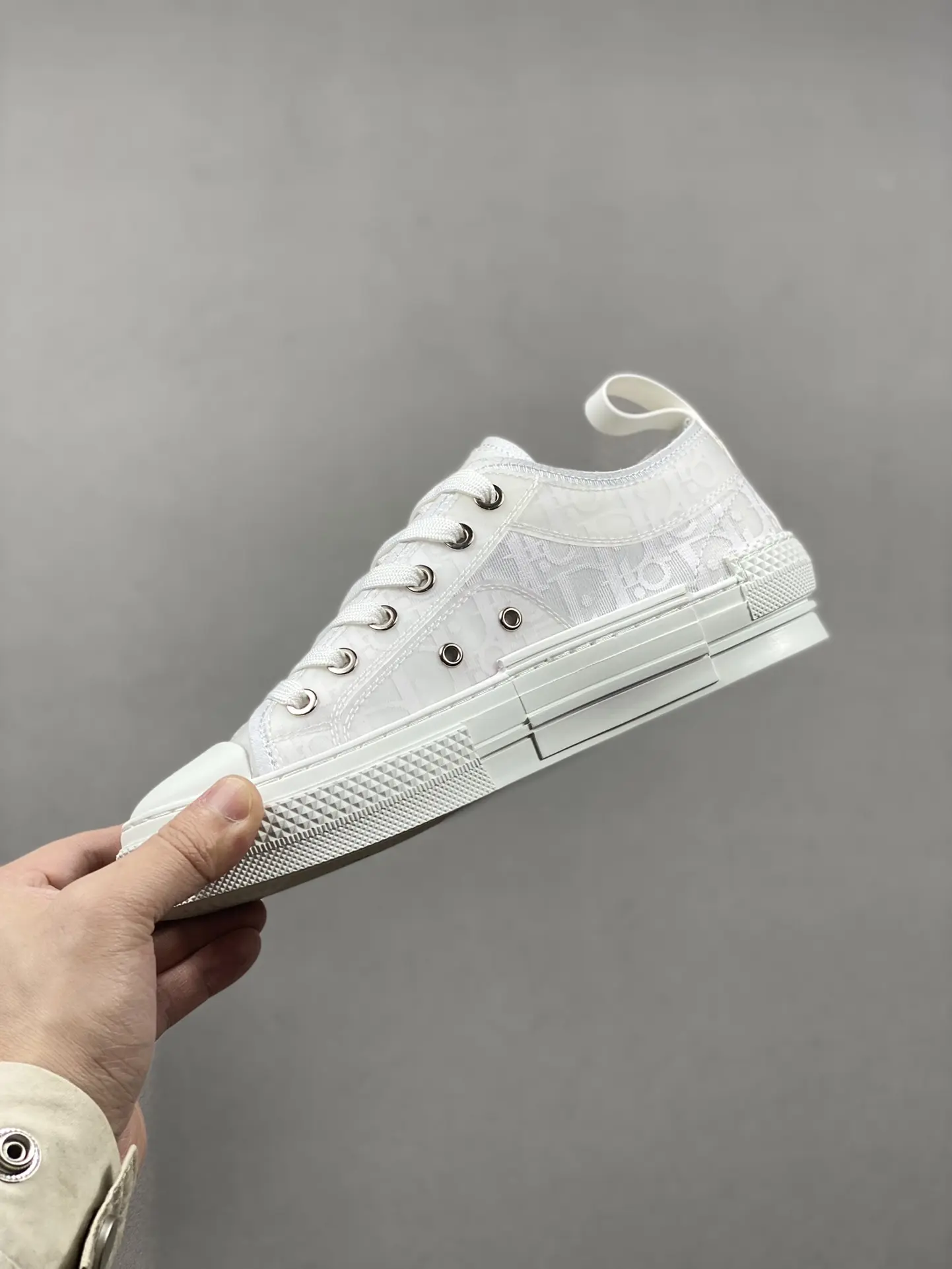 YASSW | Dior B23 Skater Sneaker Cream Oblique Jacquard Replica Review