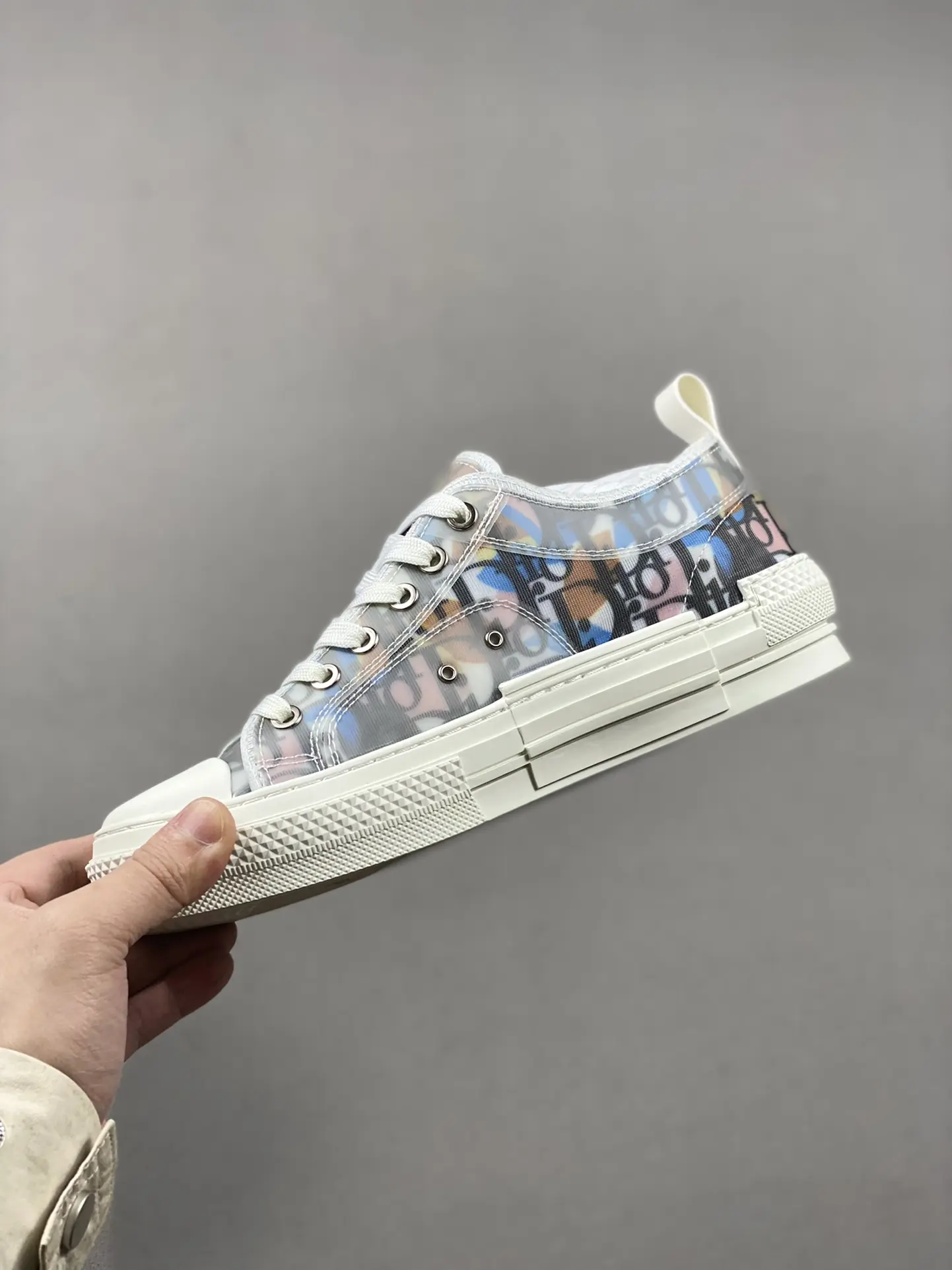 YASSW | Dior B23 Oblique Sneakers Replica in Tyler, Texas: A Fashionable Alternative