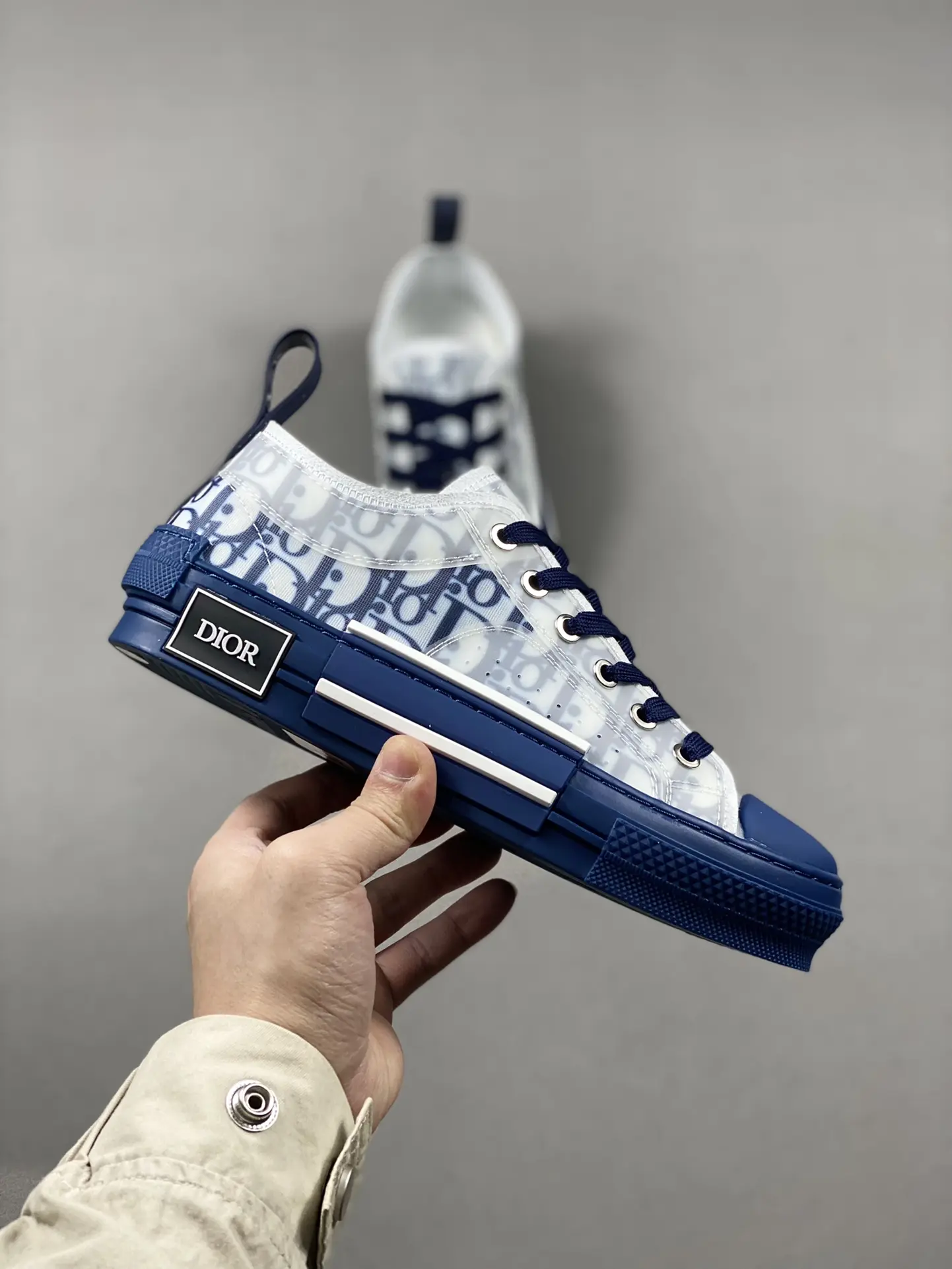 YASSW | Dior B23 Oblique Sneakers: Blue & White Replica Review