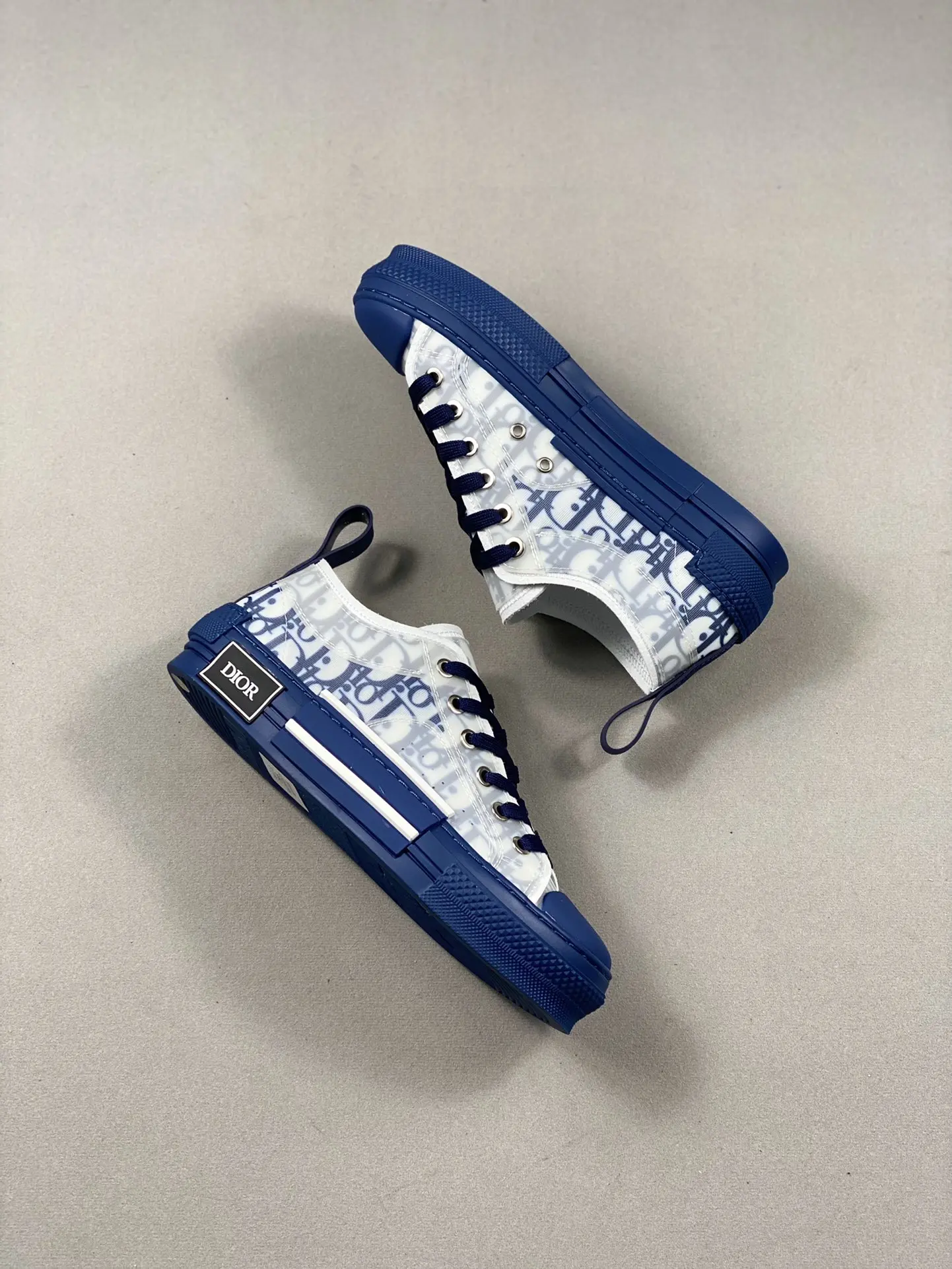 YASSW | Dior B23 Oblique Sneakers: Blue & White Replica Review