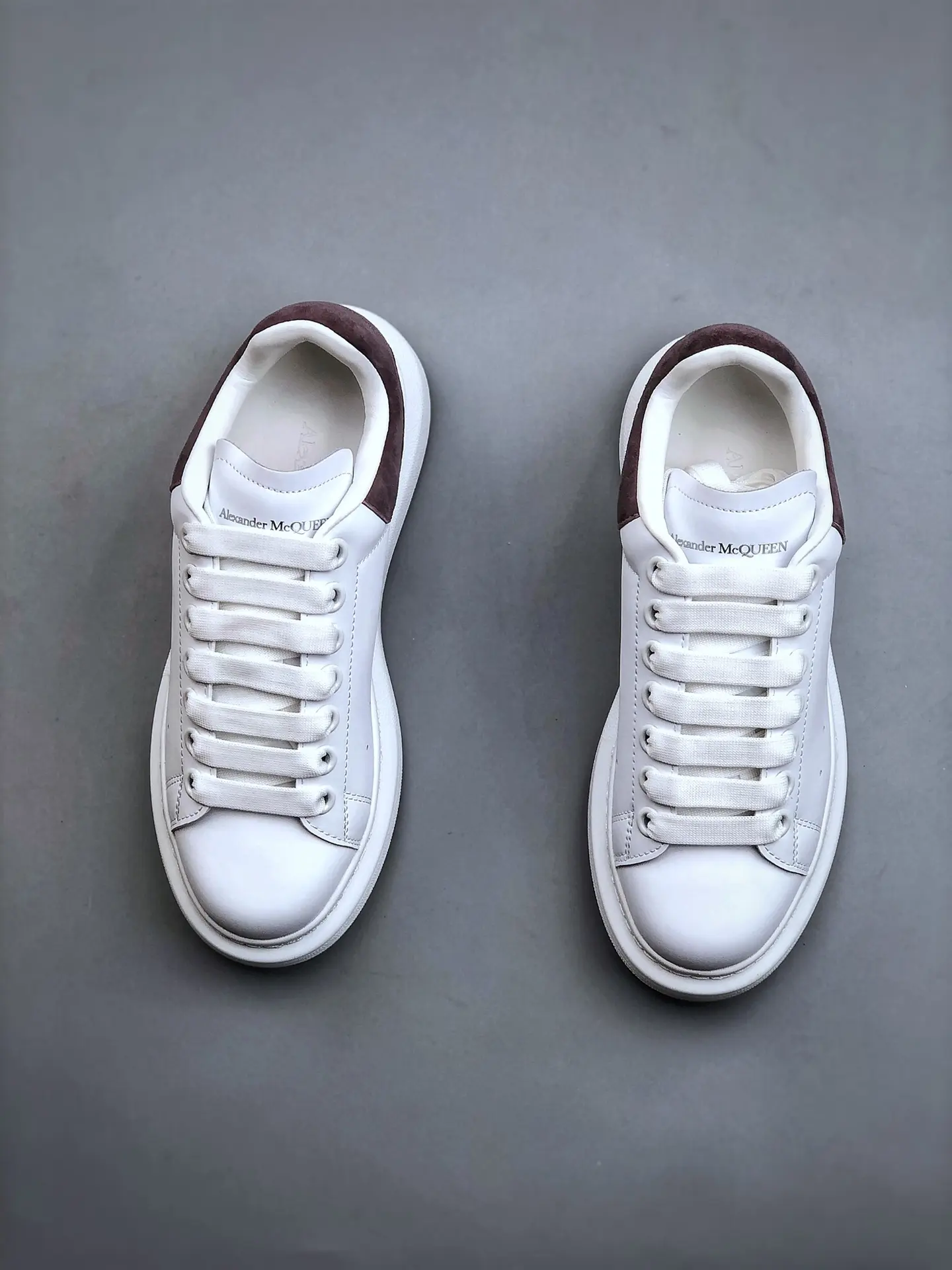 YASSW | Alexander McQueen Oversized Leather Sneakers Replica Review