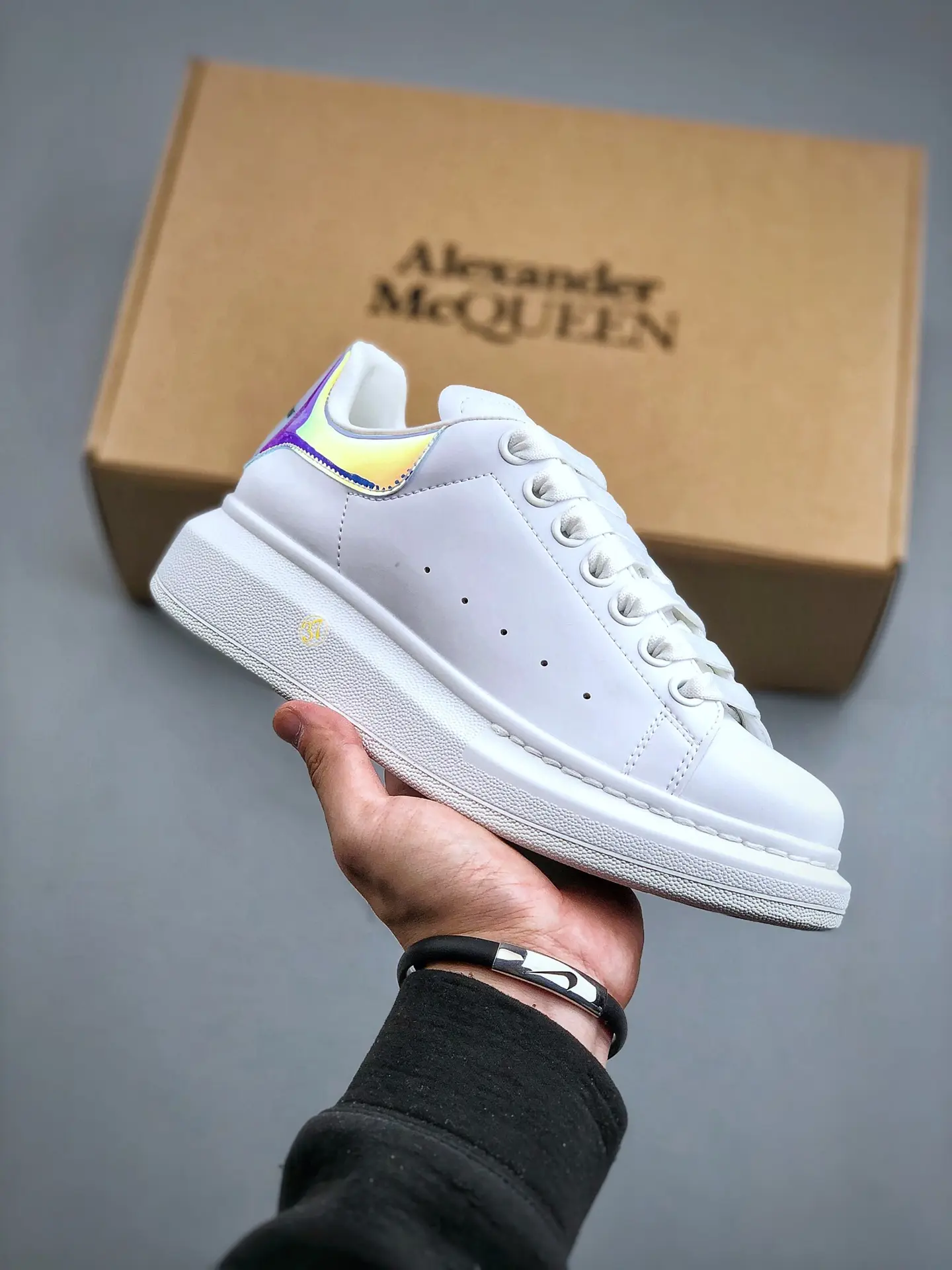 YASSW | Replica Alexander McQueen Men's White Oversized Sneakers – A Comprehensive Review