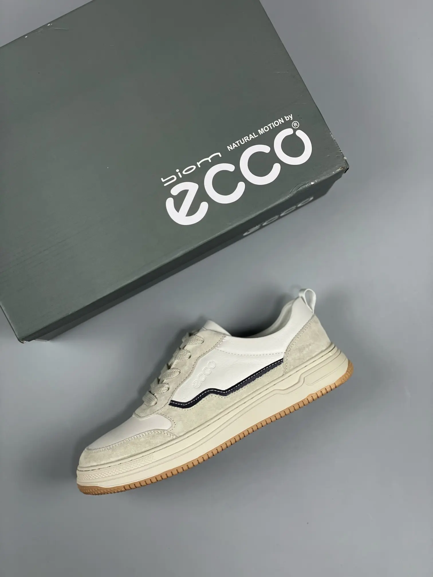 YASSW | A Comprehensive Guide to Replica Ecco Genuine Leather Men's Flats Shoes - Black