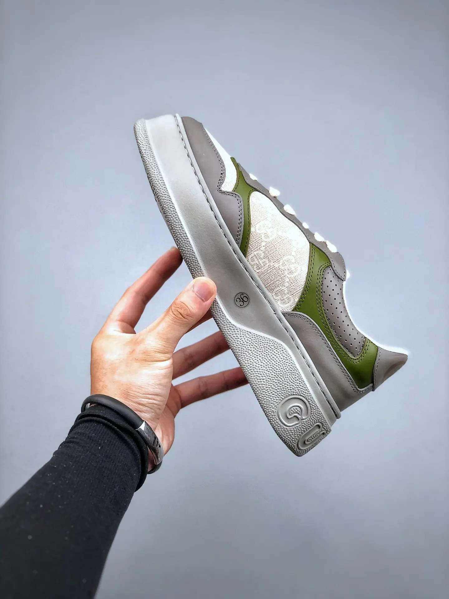 YASSW | Premium Replica Gucci GG Supreme Monogram Sneakers - Green/Grey