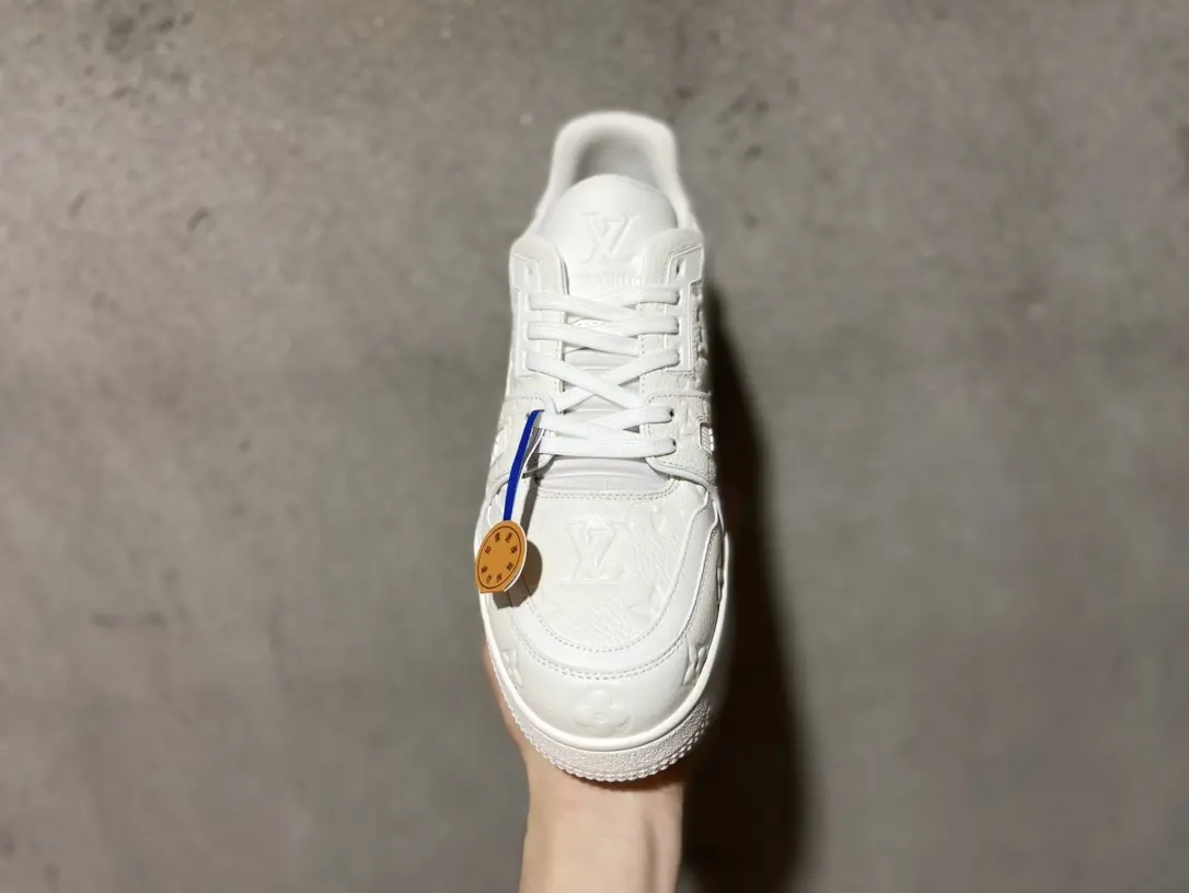 YASSW | Replica Louis Vuitton White Monogram Trainers: A Detailed Review