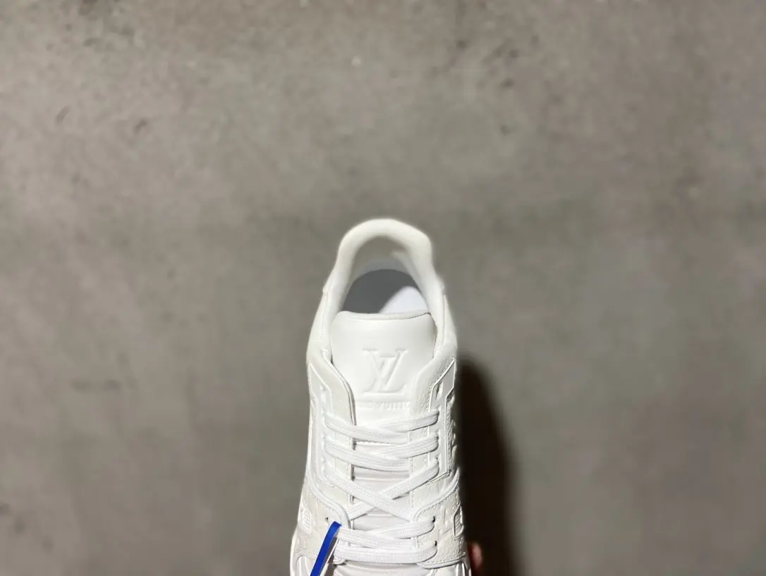 YASSW | Replica Louis Vuitton White Monogram Trainers: A Detailed Review