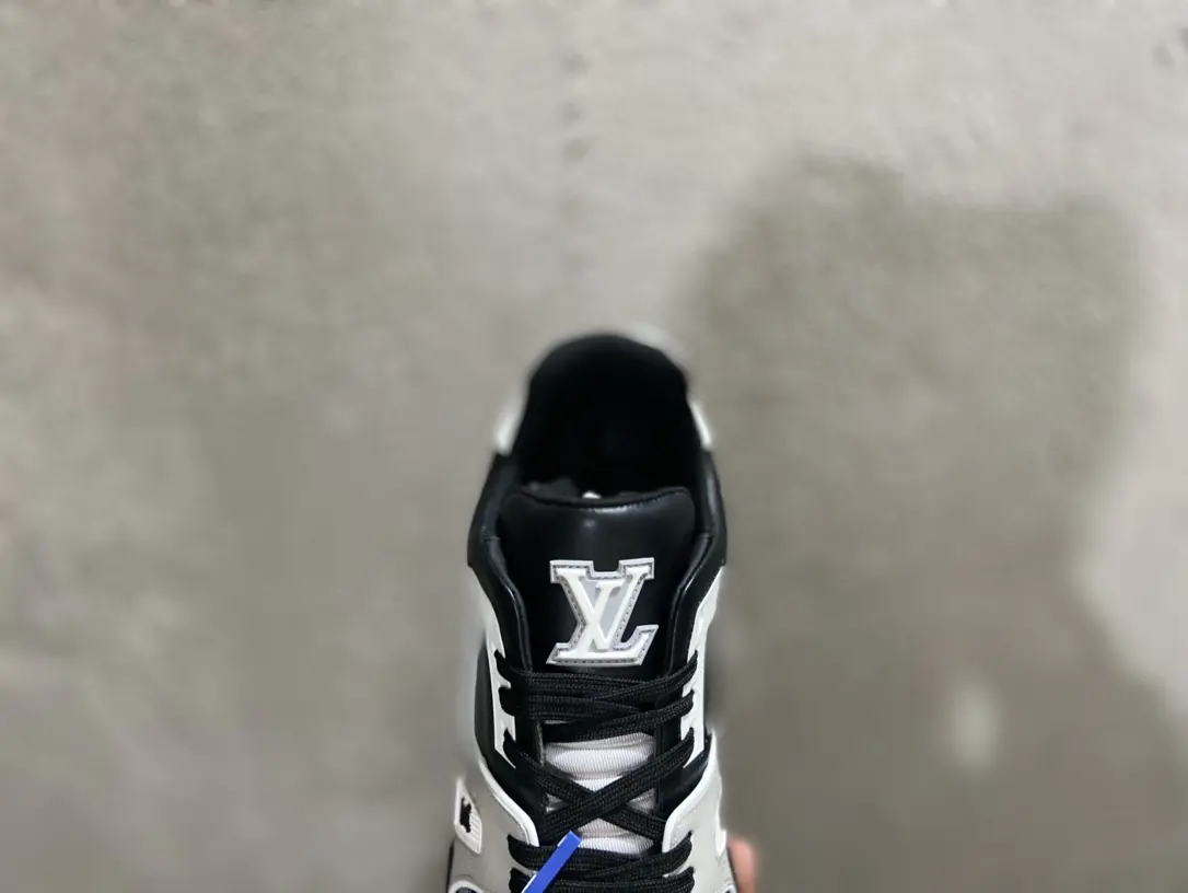 YASSW | Authentic Feel at a Fraction of the Cost: Replica Louis Vuitton LV Trainer Sneaker Review