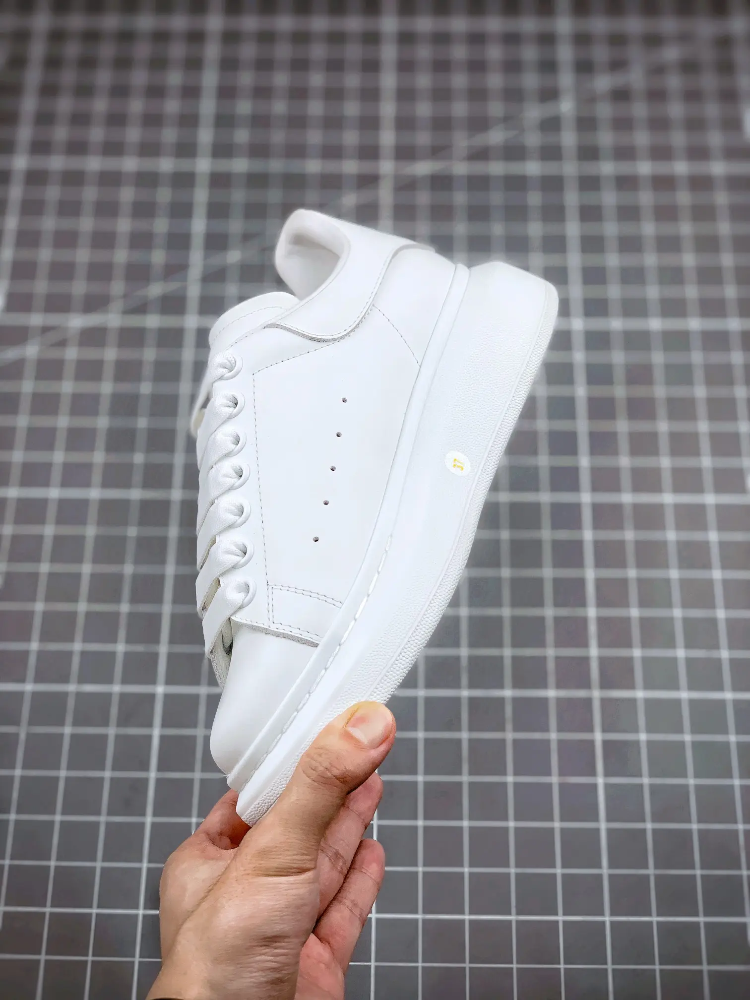 YASSW | Alexander McQueen Women's White Oversized Sneaker Replica